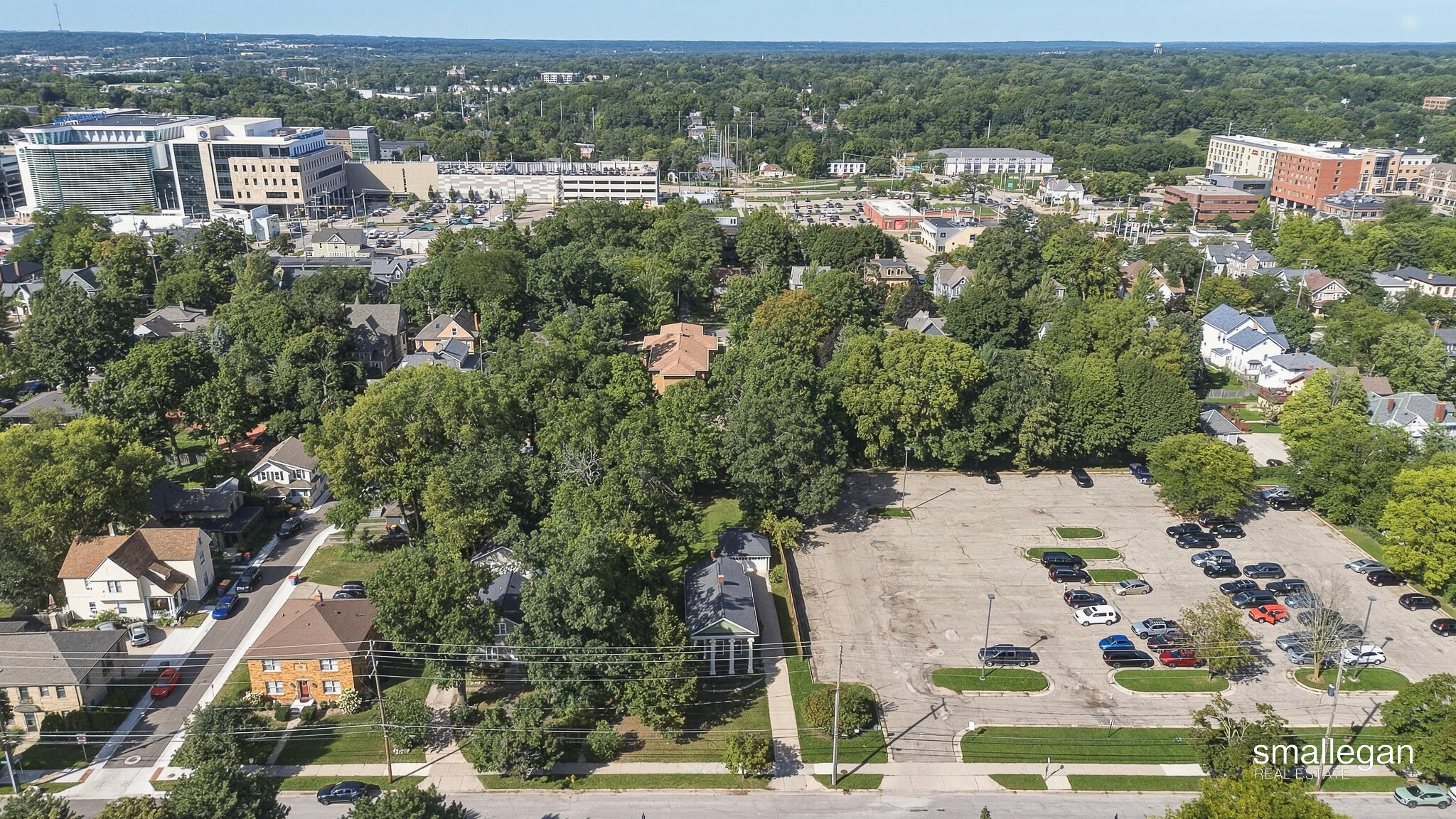 439 Lyon Street NE Grand Rapids MI 49503