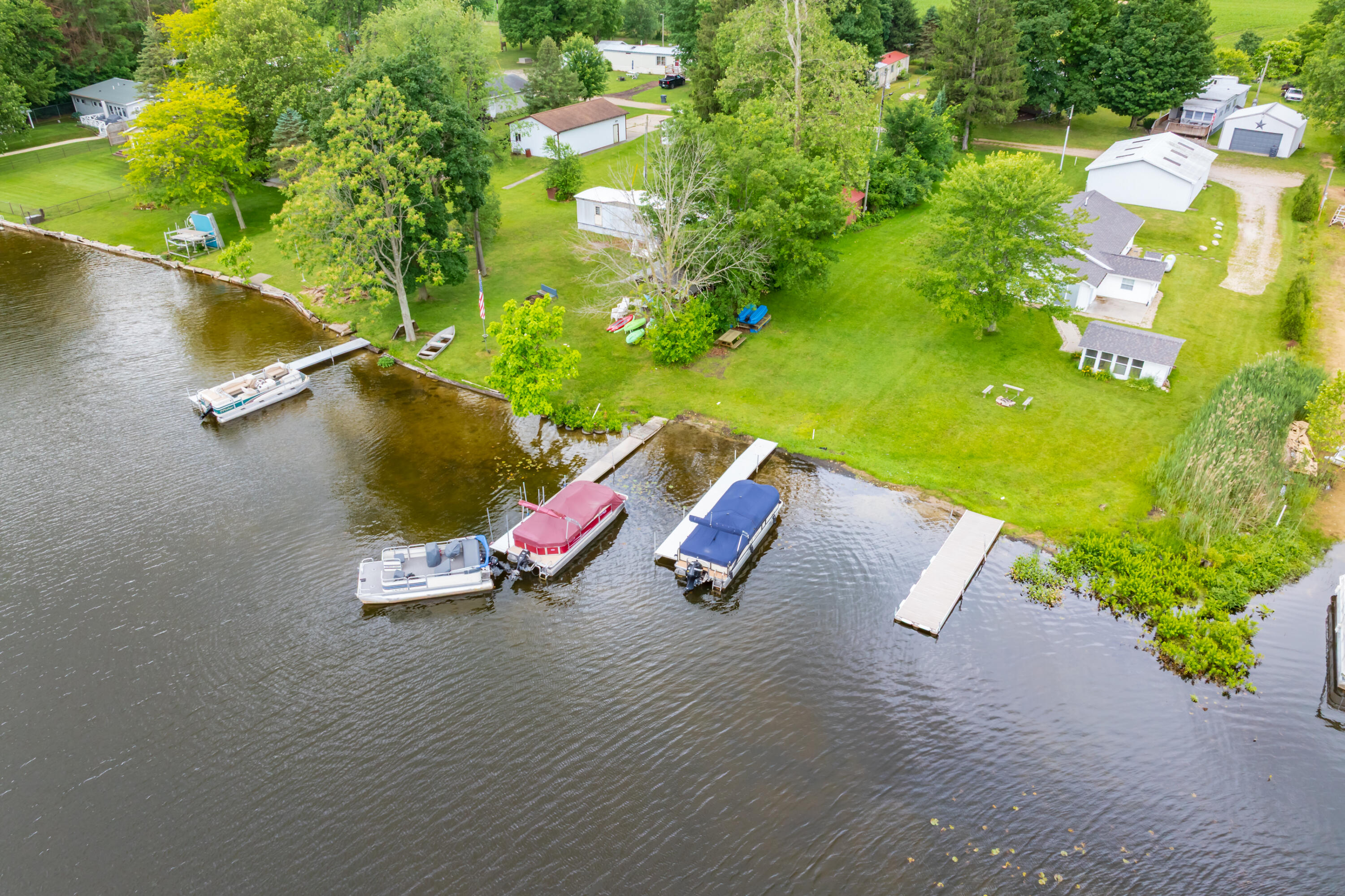 47528 84th Avenue Decatur MI 49045