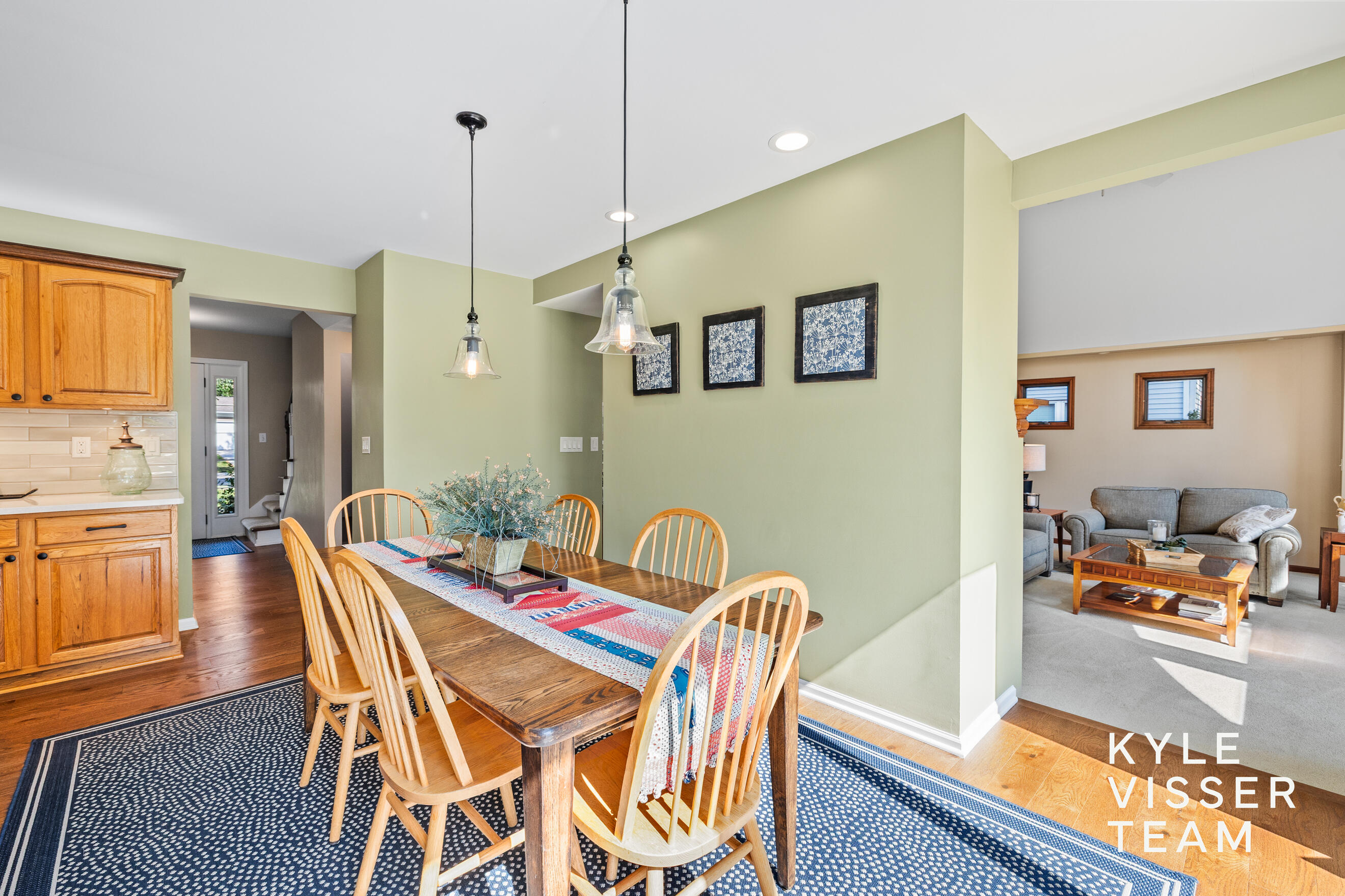 2032 Edgewood Avenue SE Grand Rapids MI 49546