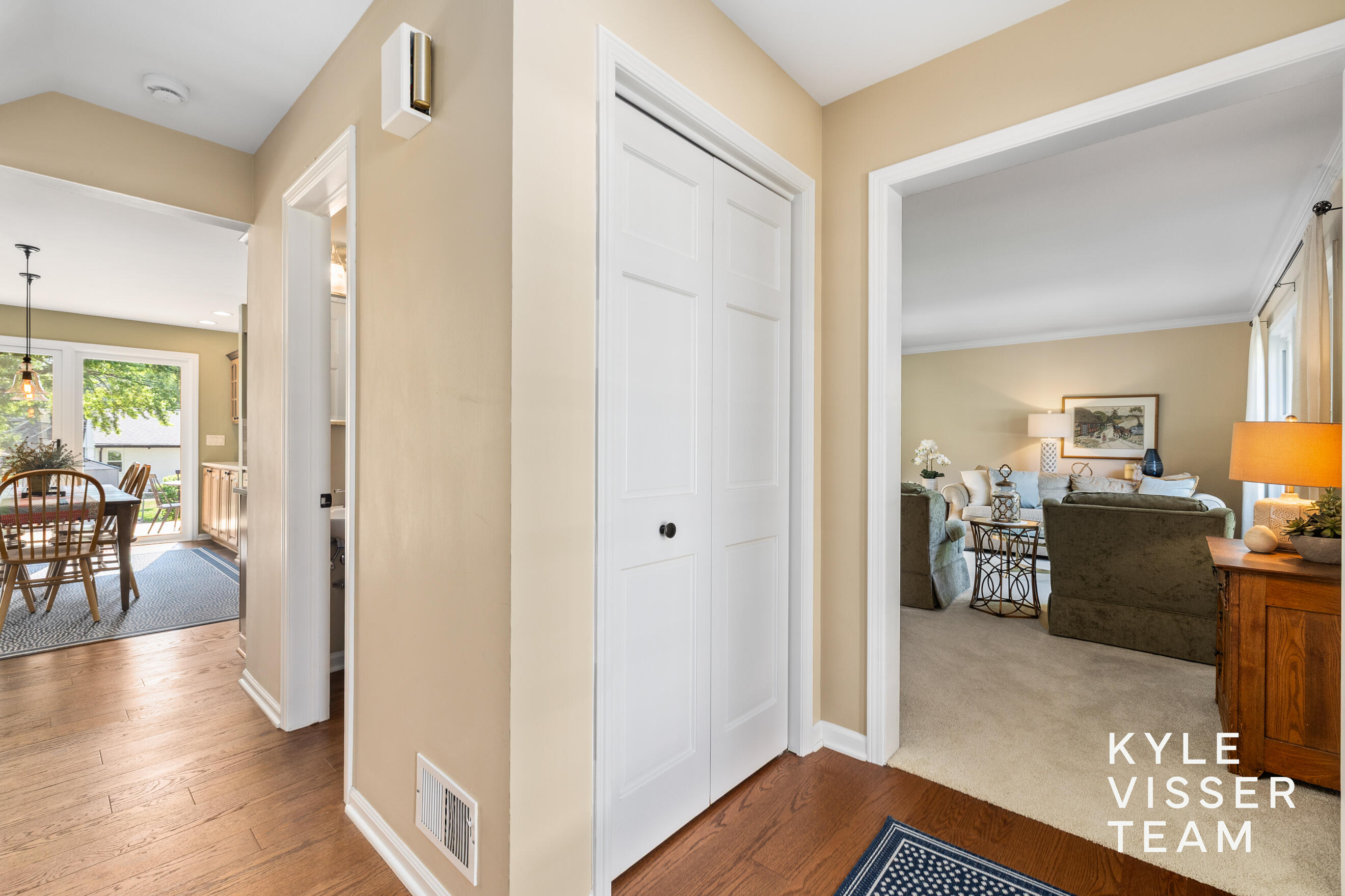2032 Edgewood Avenue SE Grand Rapids MI 49546