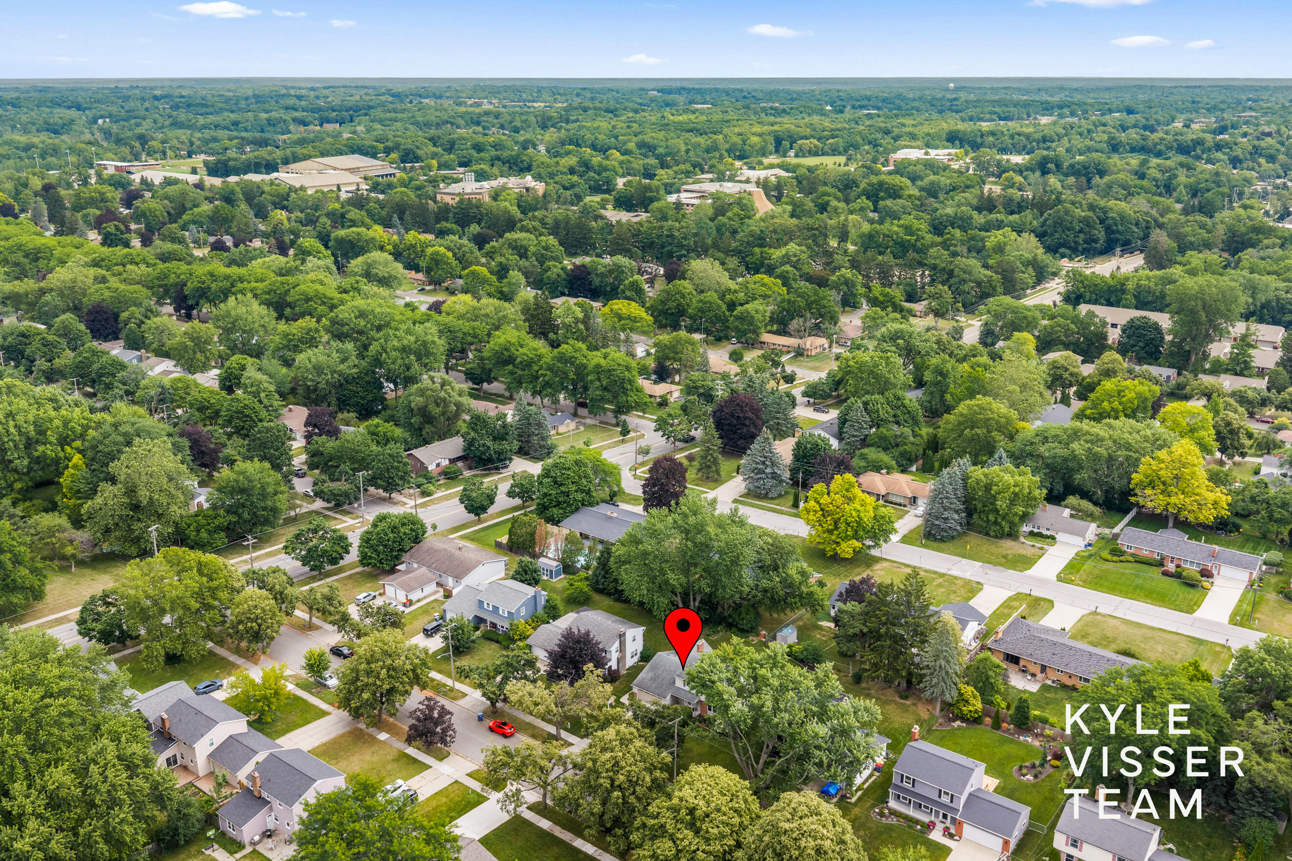 2032 Edgewood Avenue SE Grand Rapids MI 49546