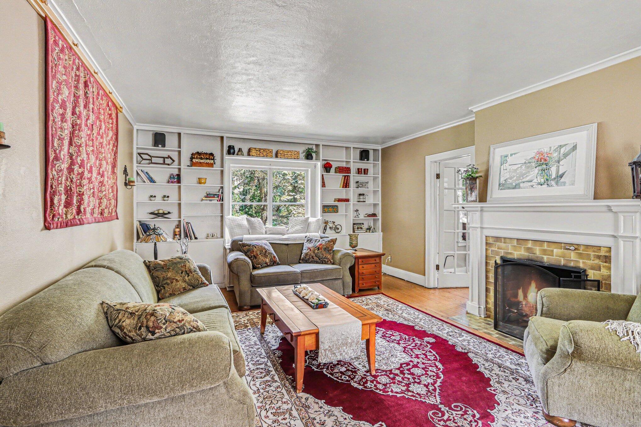 304 Creston Avenue Kalamazoo MI 49001
