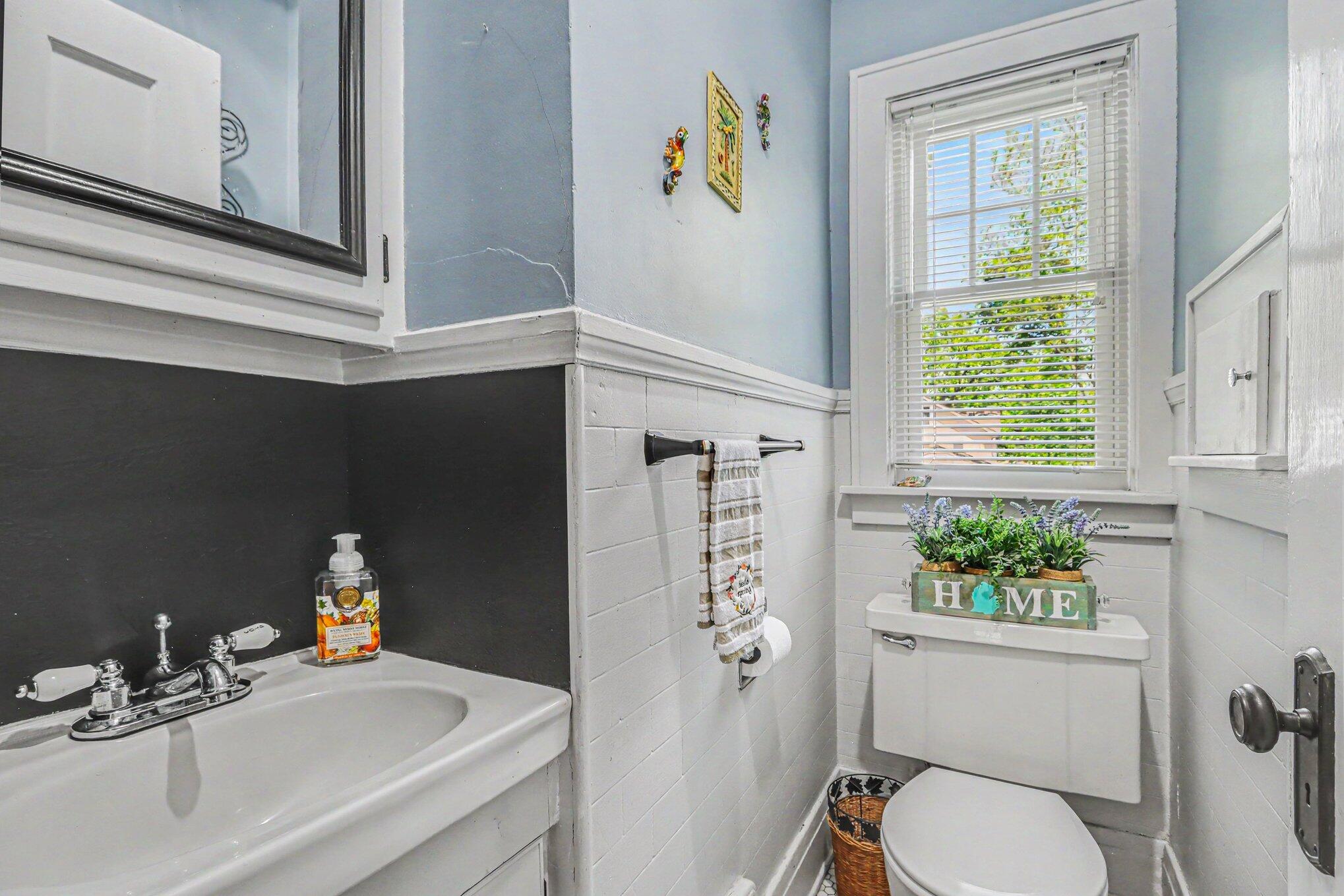 304 Creston Avenue Kalamazoo MI 49001