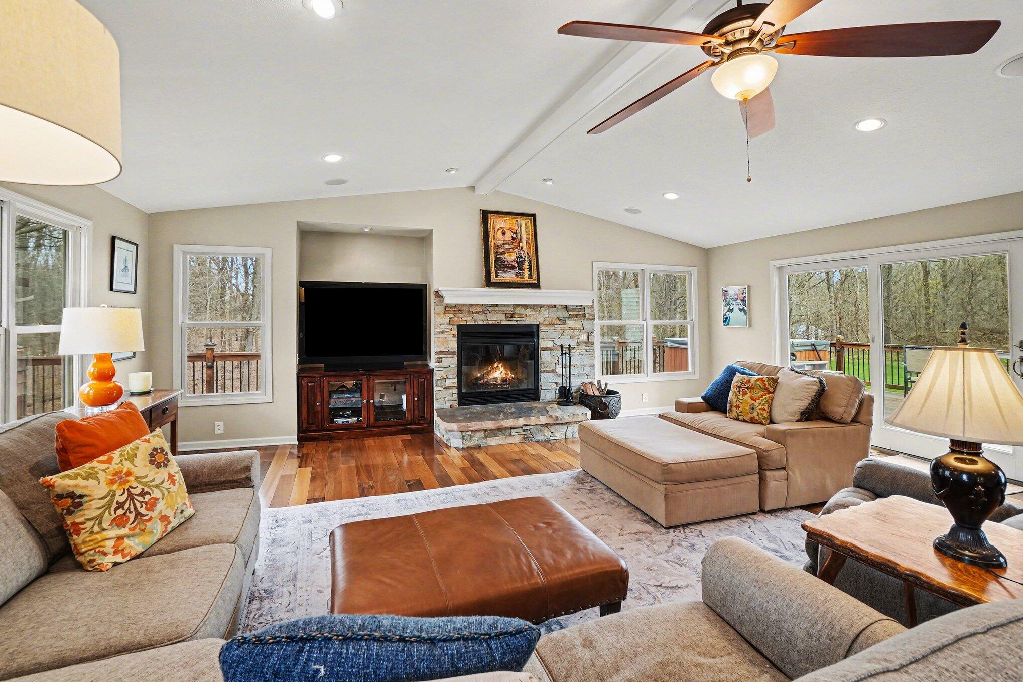 12132 Millpond Drive NW Grand Rapids MI 49534