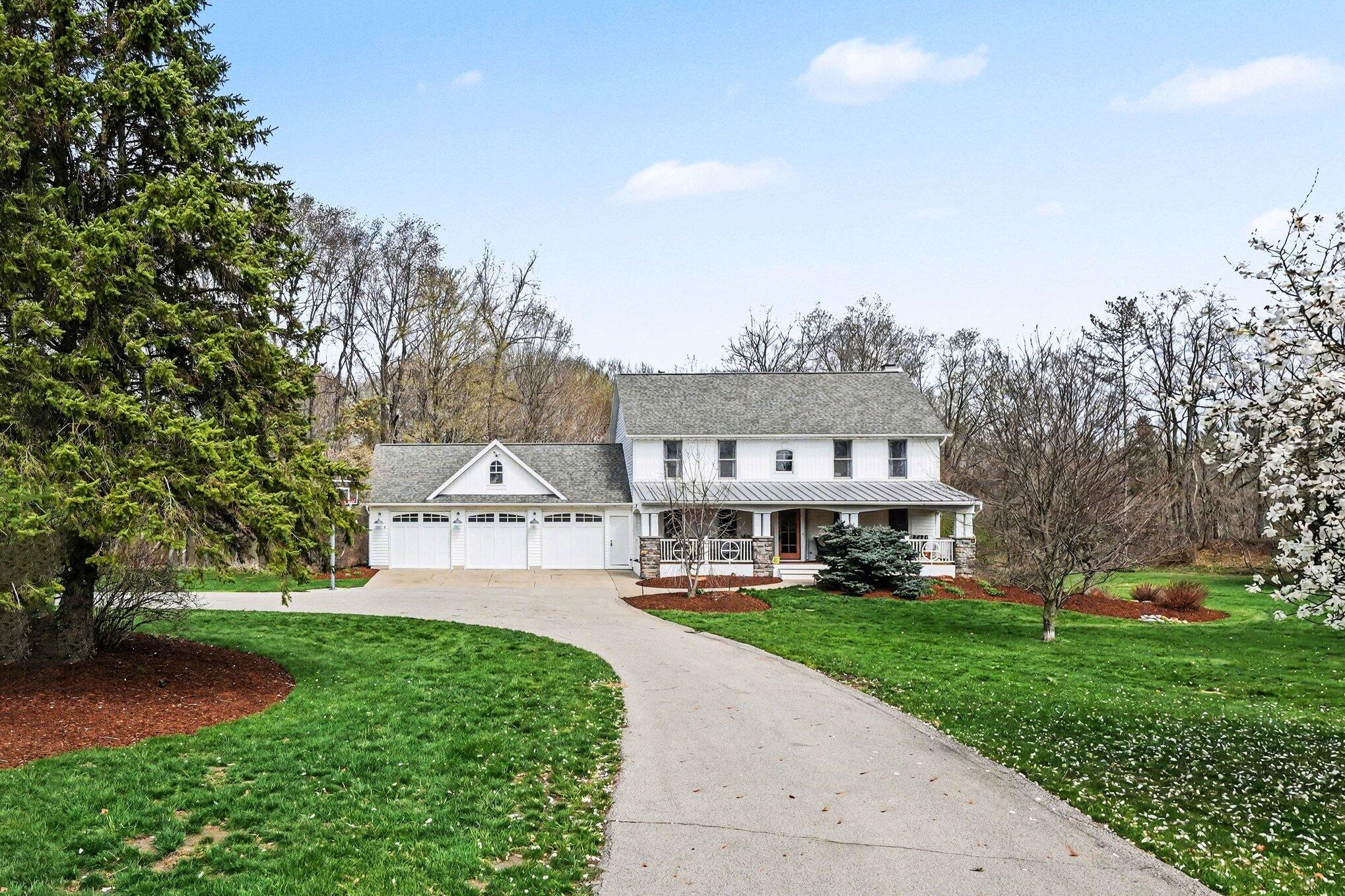 12132 Millpond Drive NW Grand Rapids MI 49534