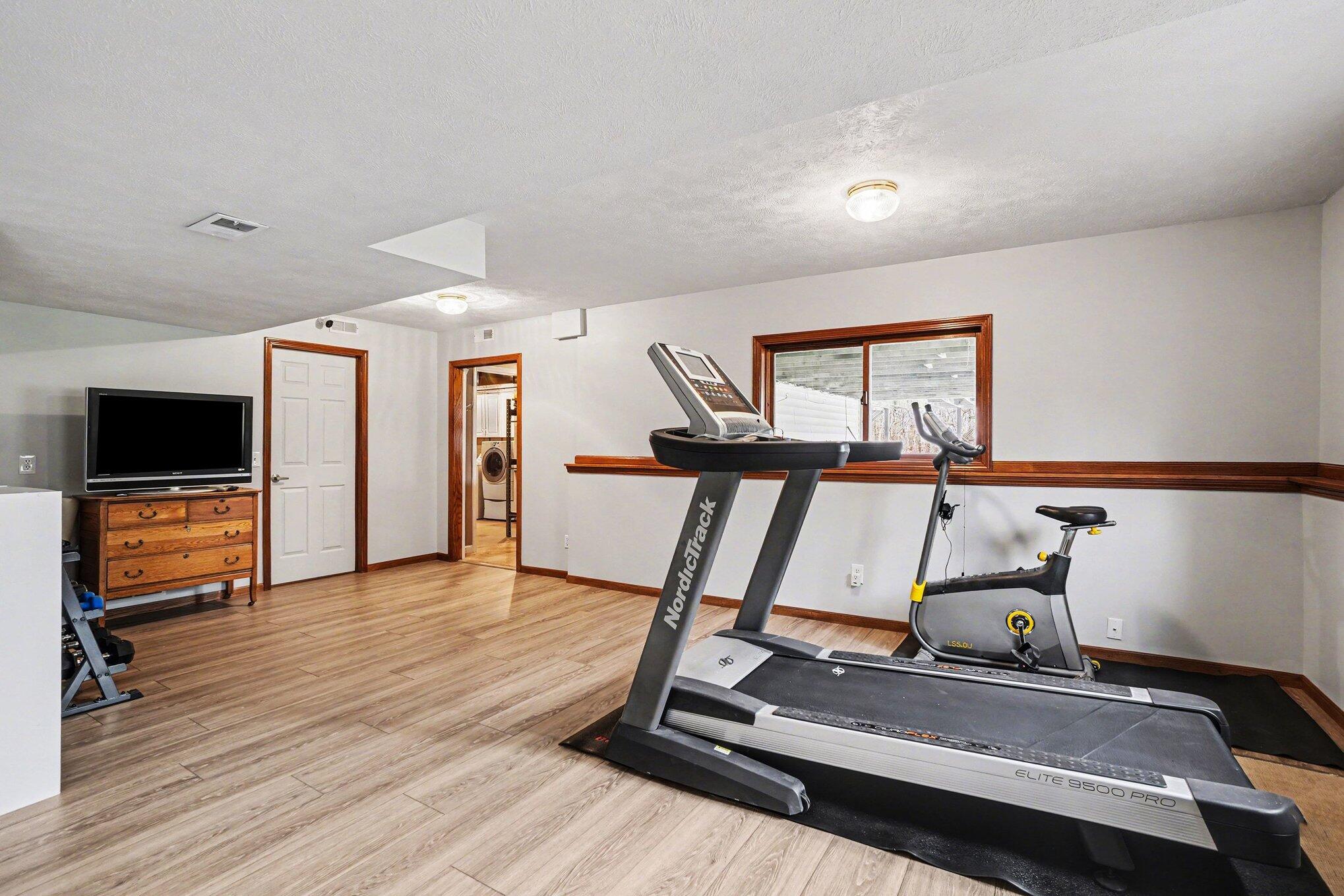 12132 Millpond Drive NW Grand Rapids MI 49534