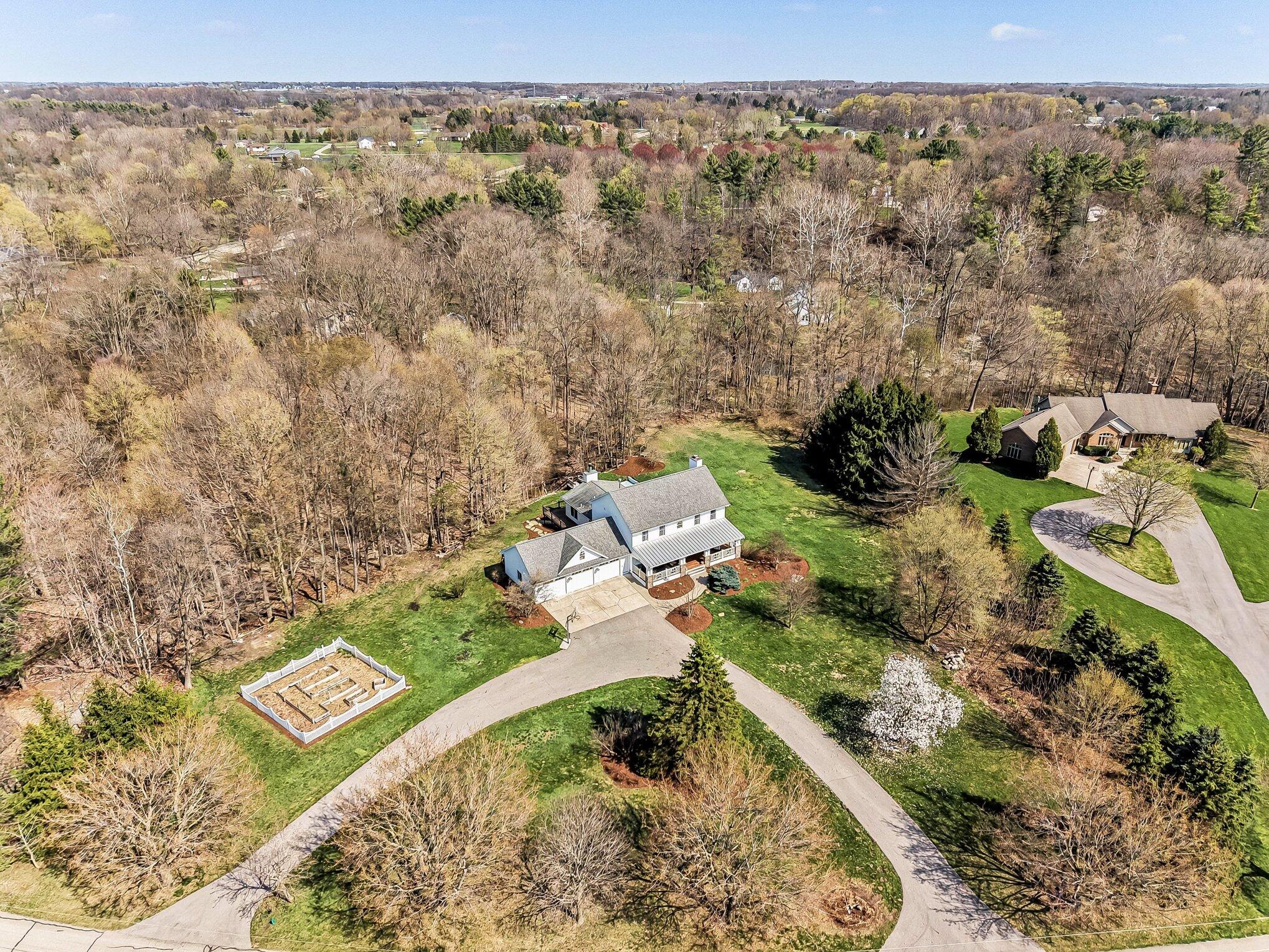 12132 Millpond Drive NW Grand Rapids MI 49534