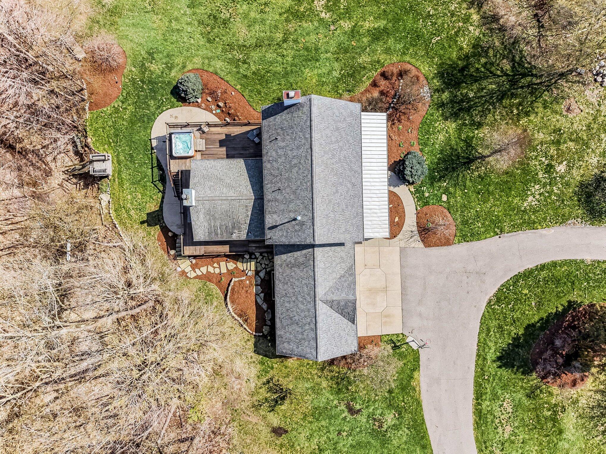 12132 Millpond Drive NW Grand Rapids MI 49534