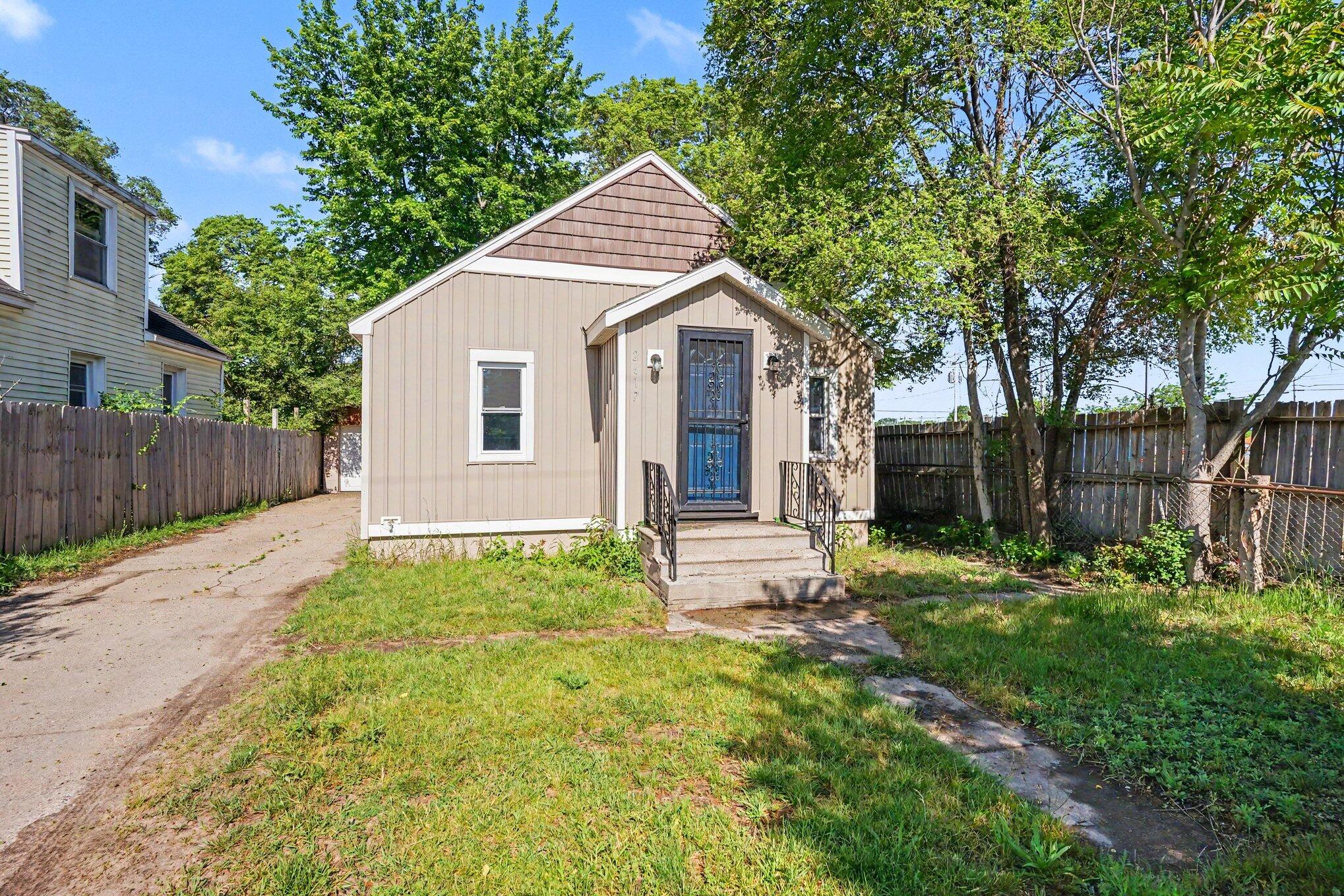 2617 Fairfield Street Muskegon MI 49441