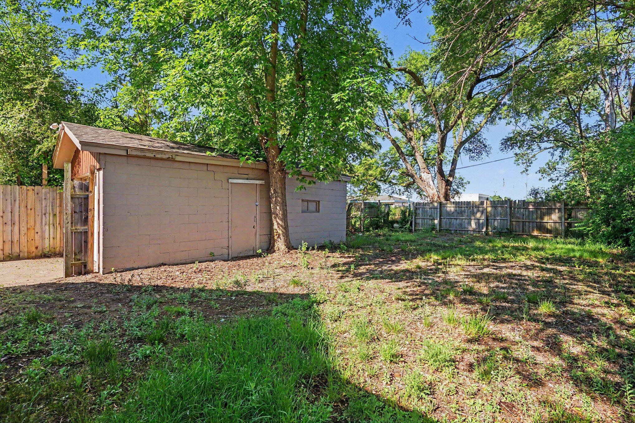 2617 Fairfield Street Muskegon MI 49441