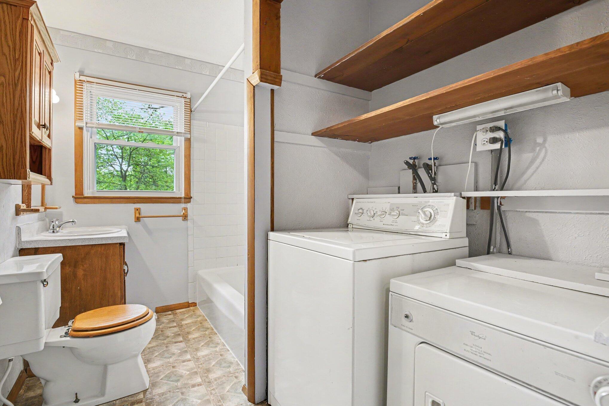 1063 Almaugus Drive Niles MI 49120
