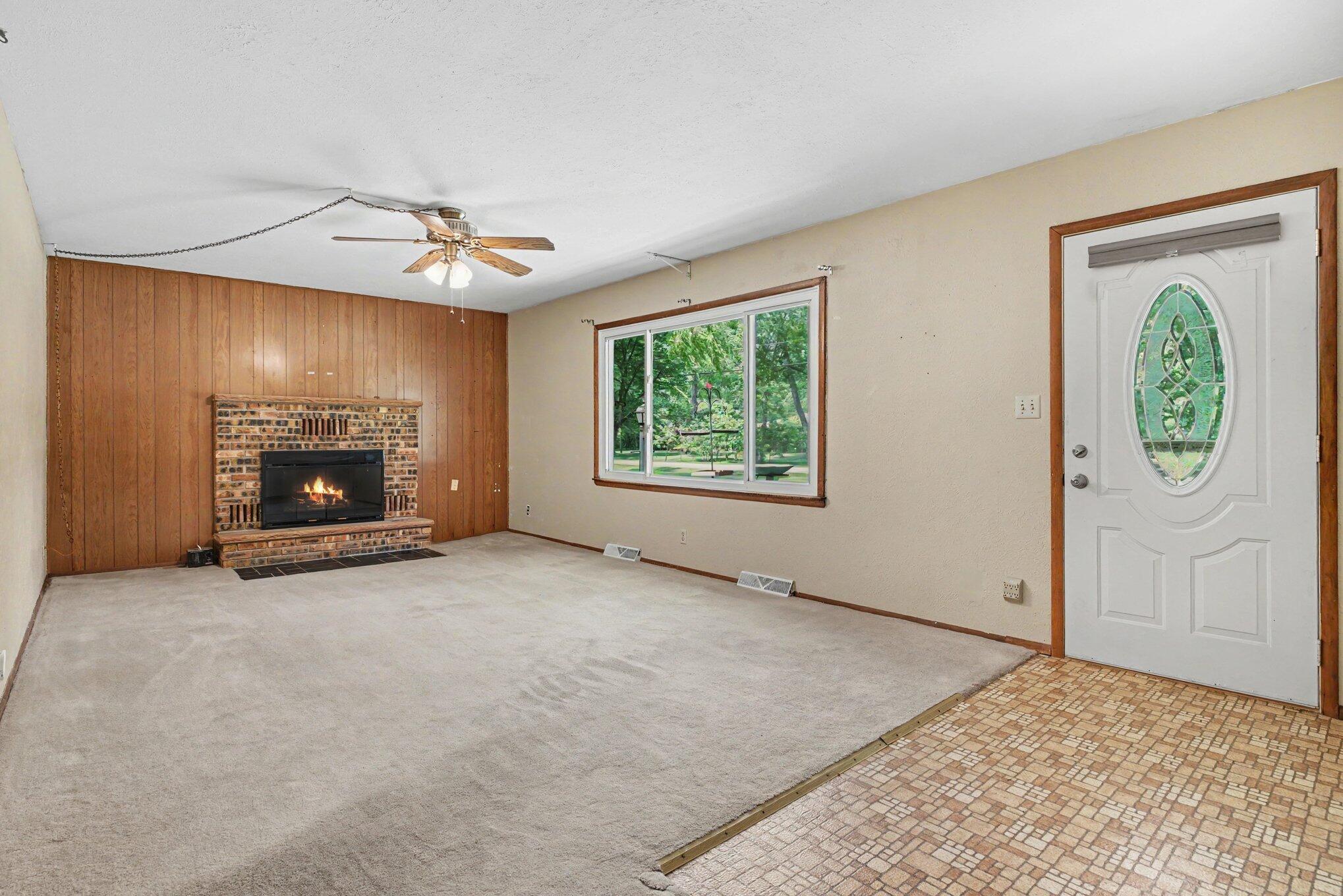 1063 Almaugus Drive Niles MI 49120
