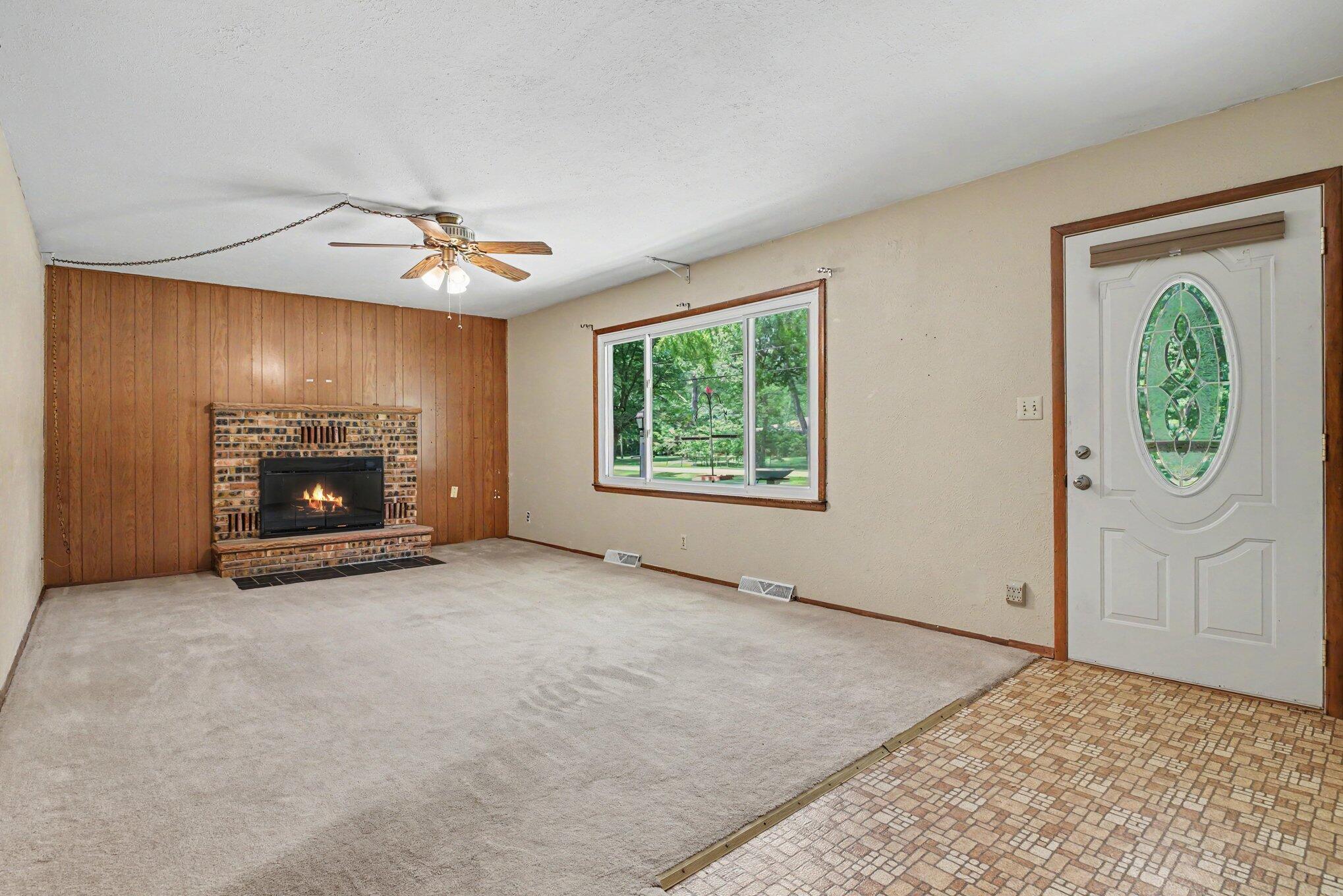 1063 Almaugus Drive Niles MI 49120