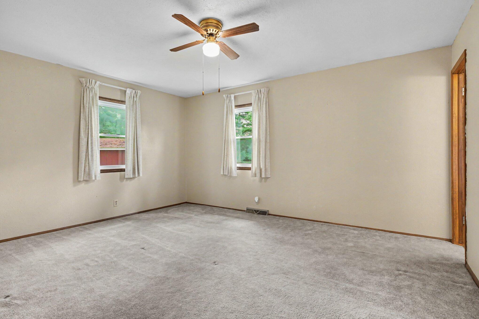 1063 Almaugus Drive Niles MI 49120