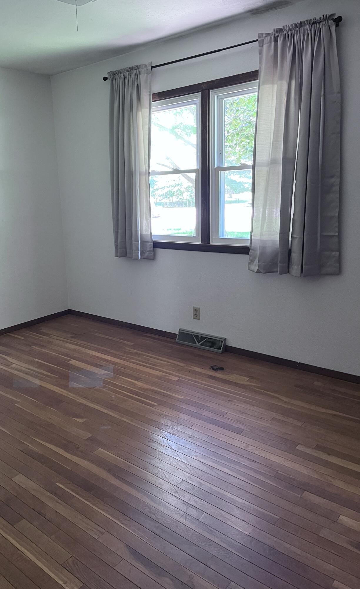 1063 Almaugus Drive Niles MI 49120
