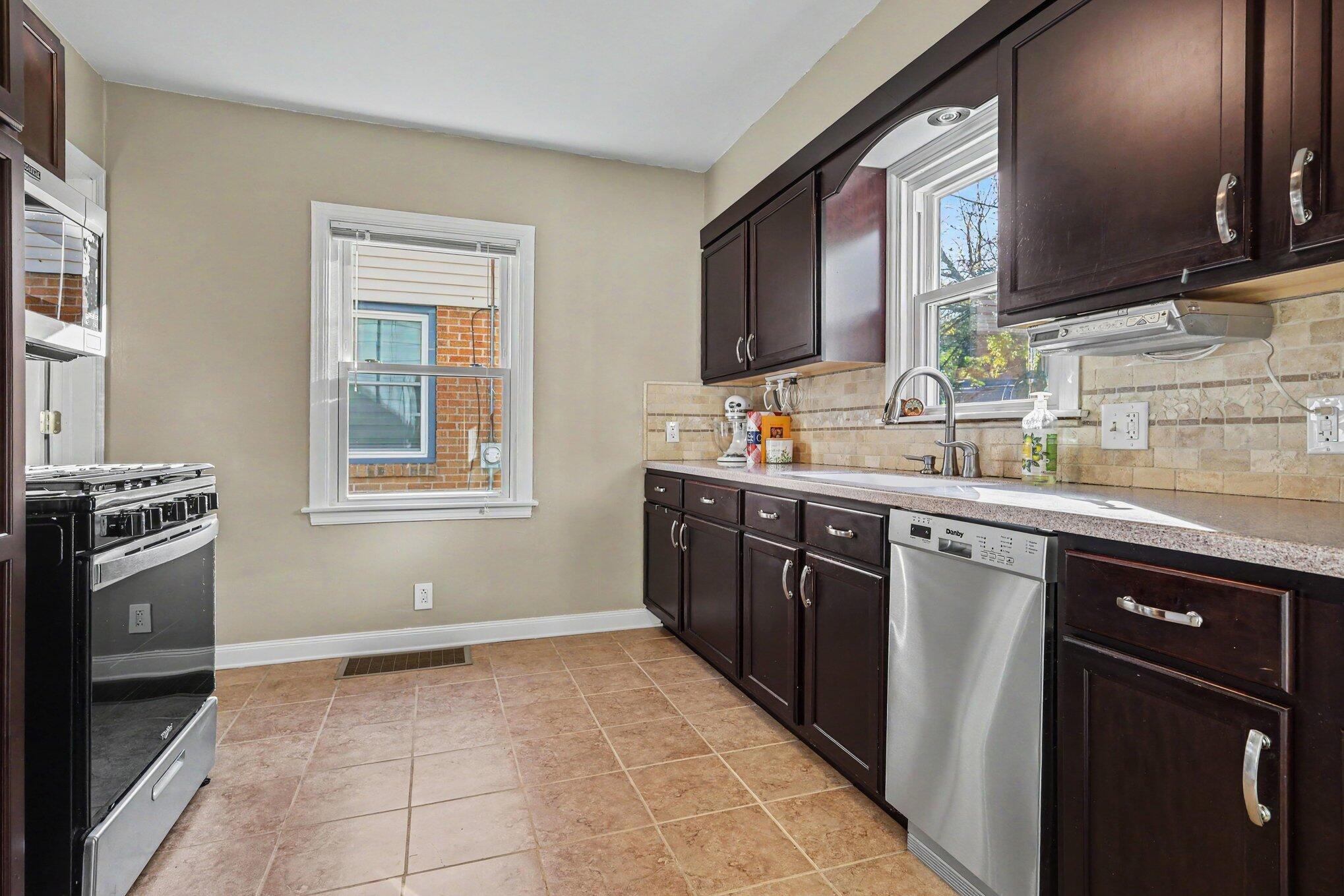 1115 Griswold Street SE Grand Rapids MI 49507