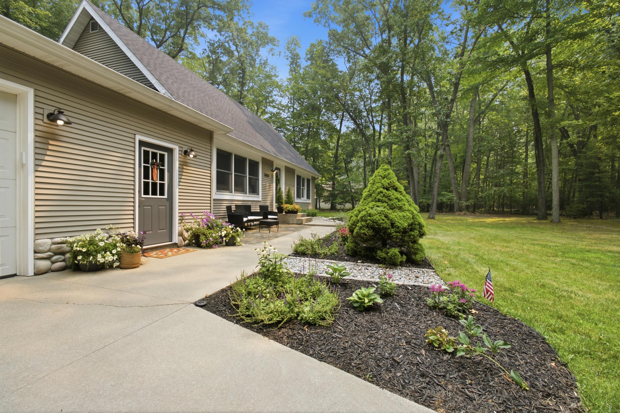13650 148th Avenue Grand Haven MI 49417