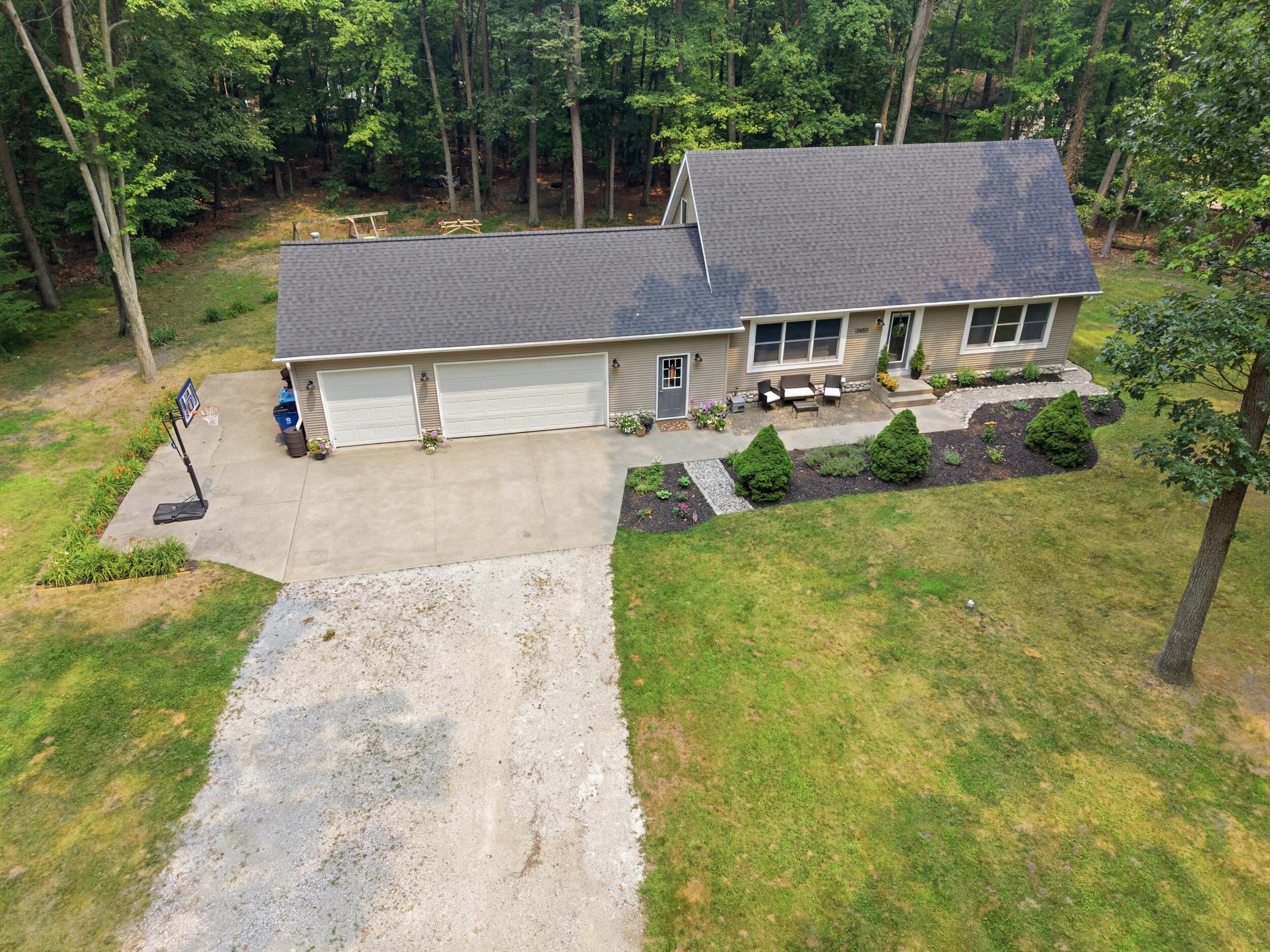 13650 148th Avenue Grand Haven MI 49417