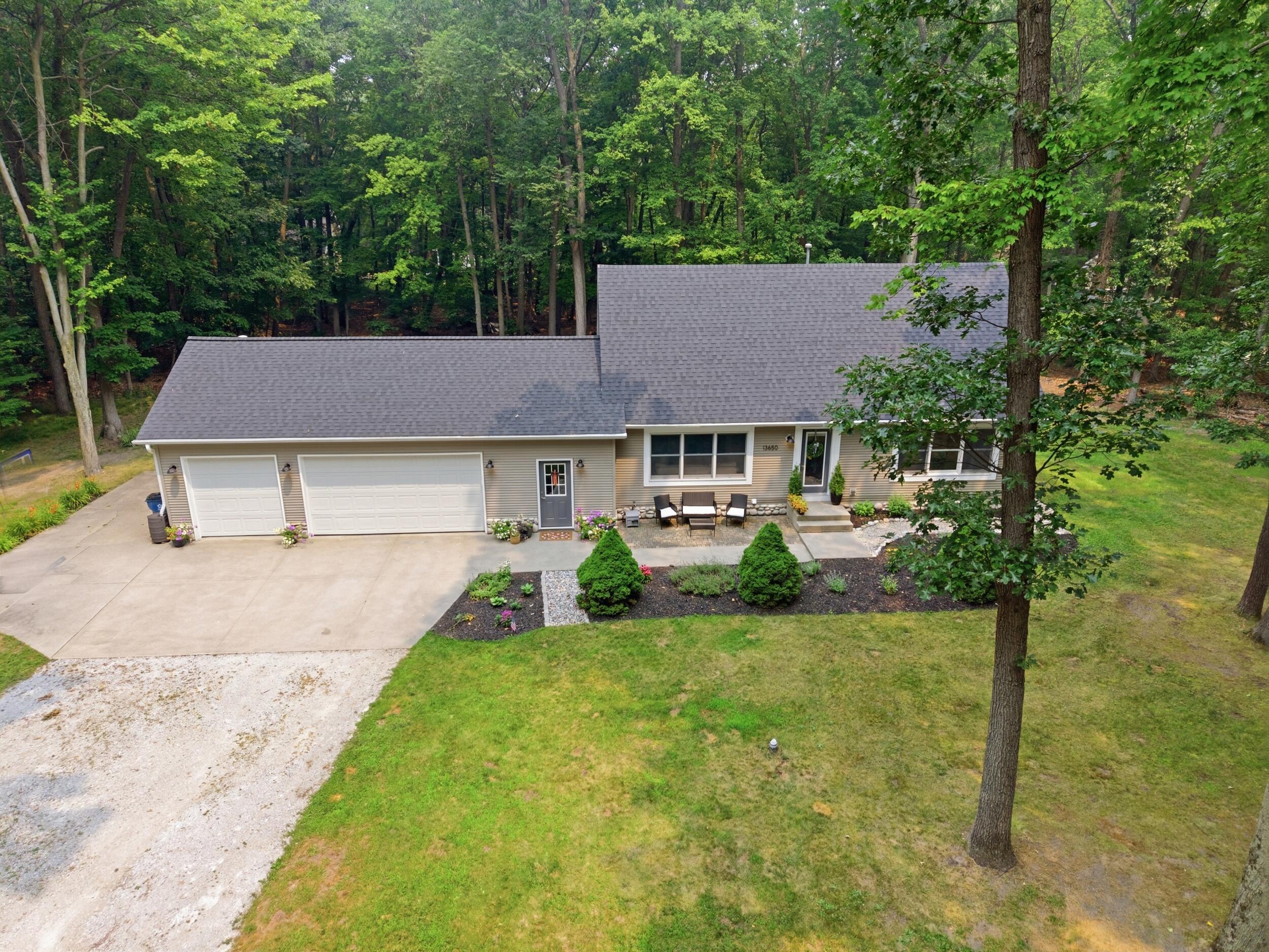 13650 148th Avenue Grand Haven MI 49417
