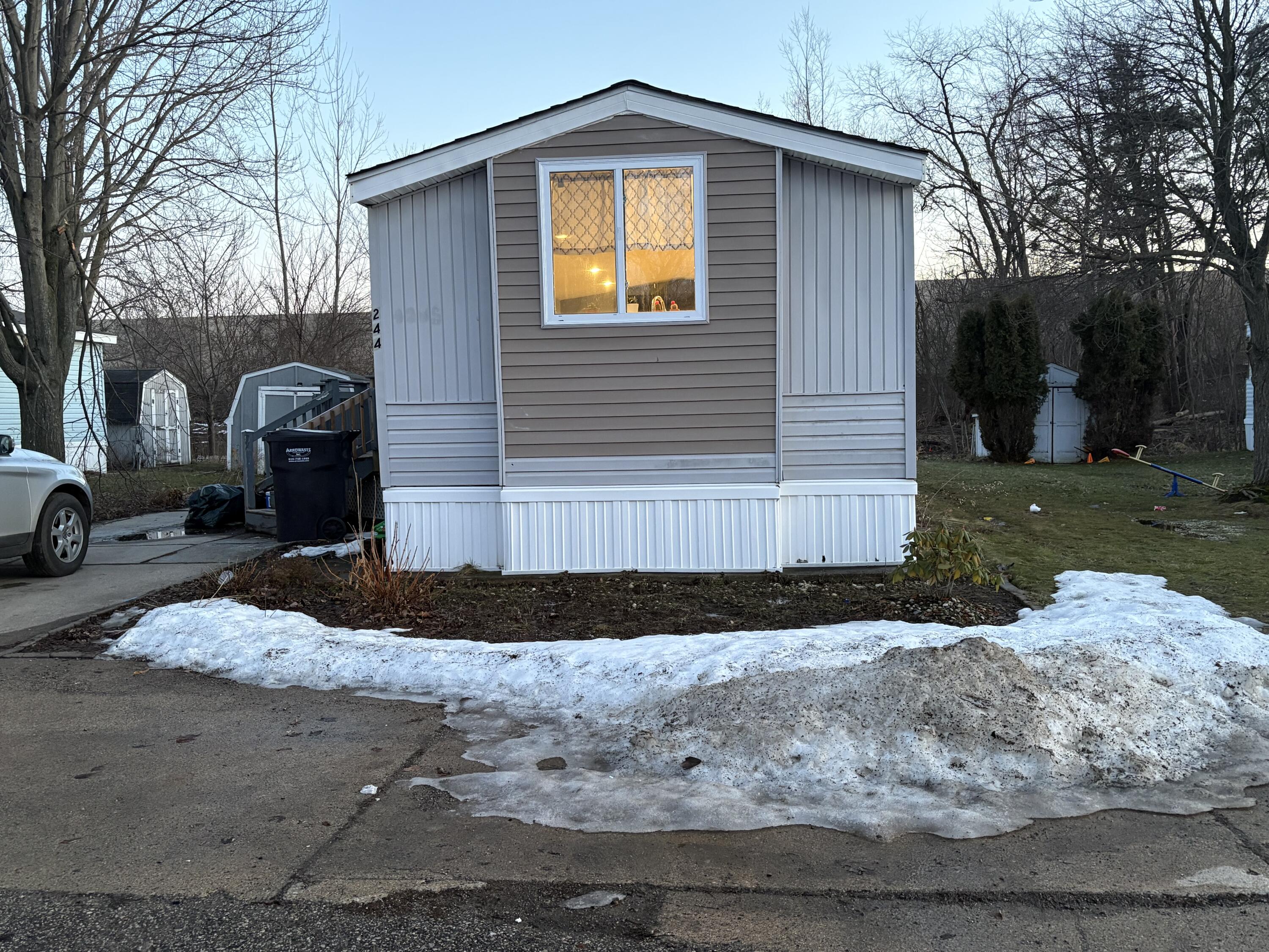 244 Piedmont Drive SE Grand Rapids MI 49548