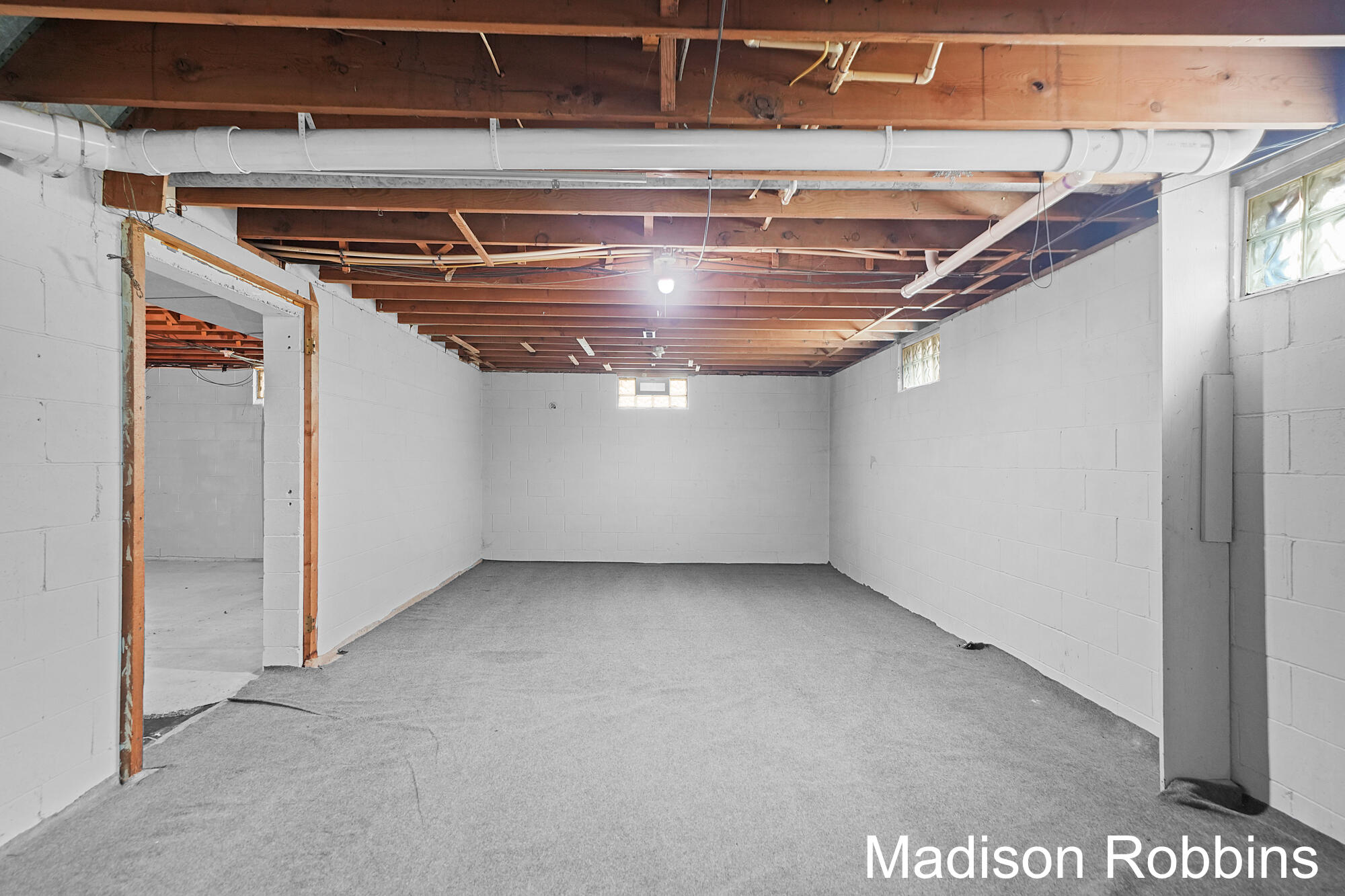 966 Roberts Street Muskegon MI 49442
