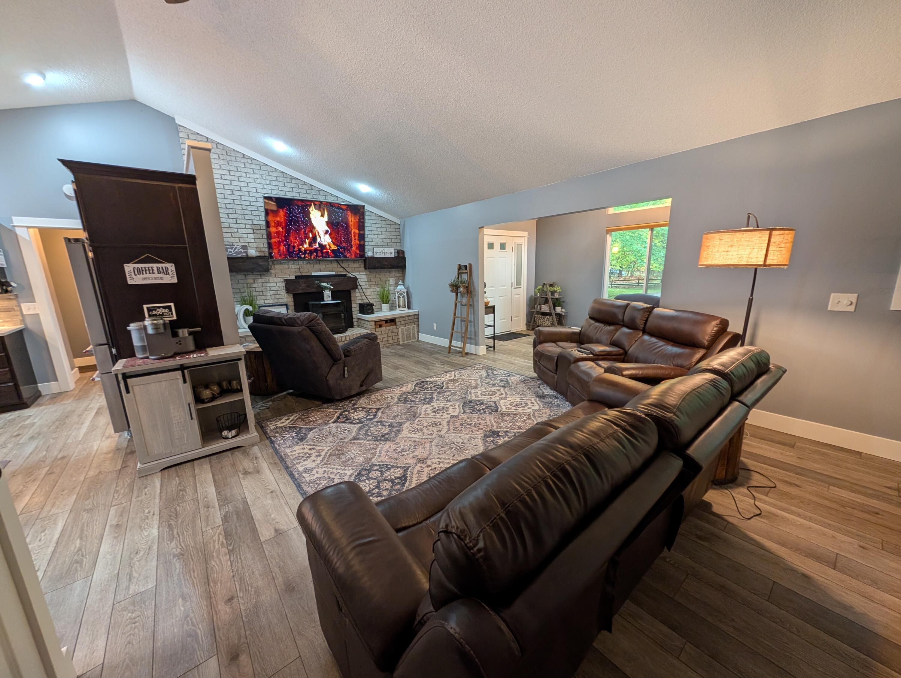 4661 W River Road Muskegon MI 49445