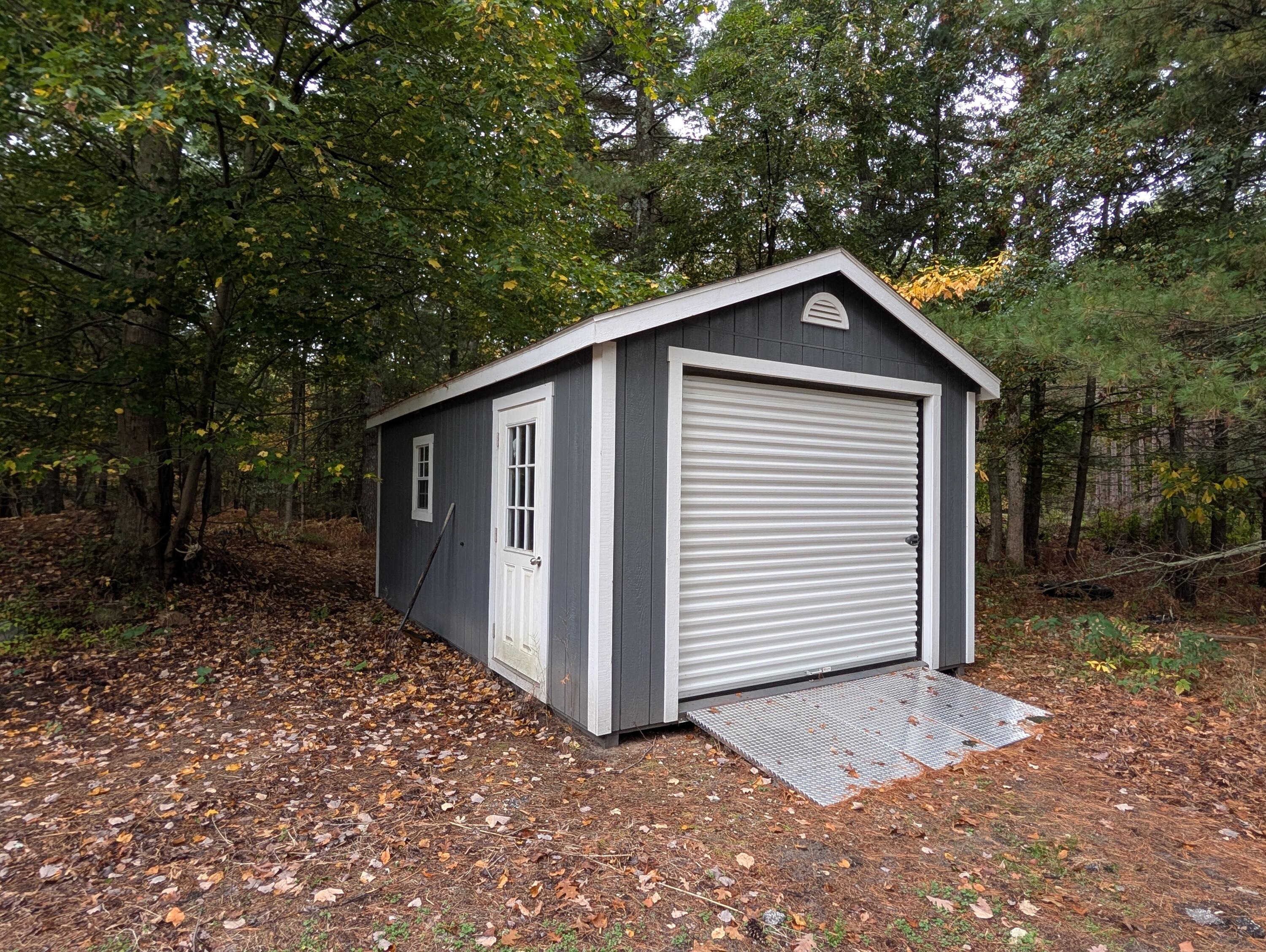 4661 W River Road Muskegon MI 49445