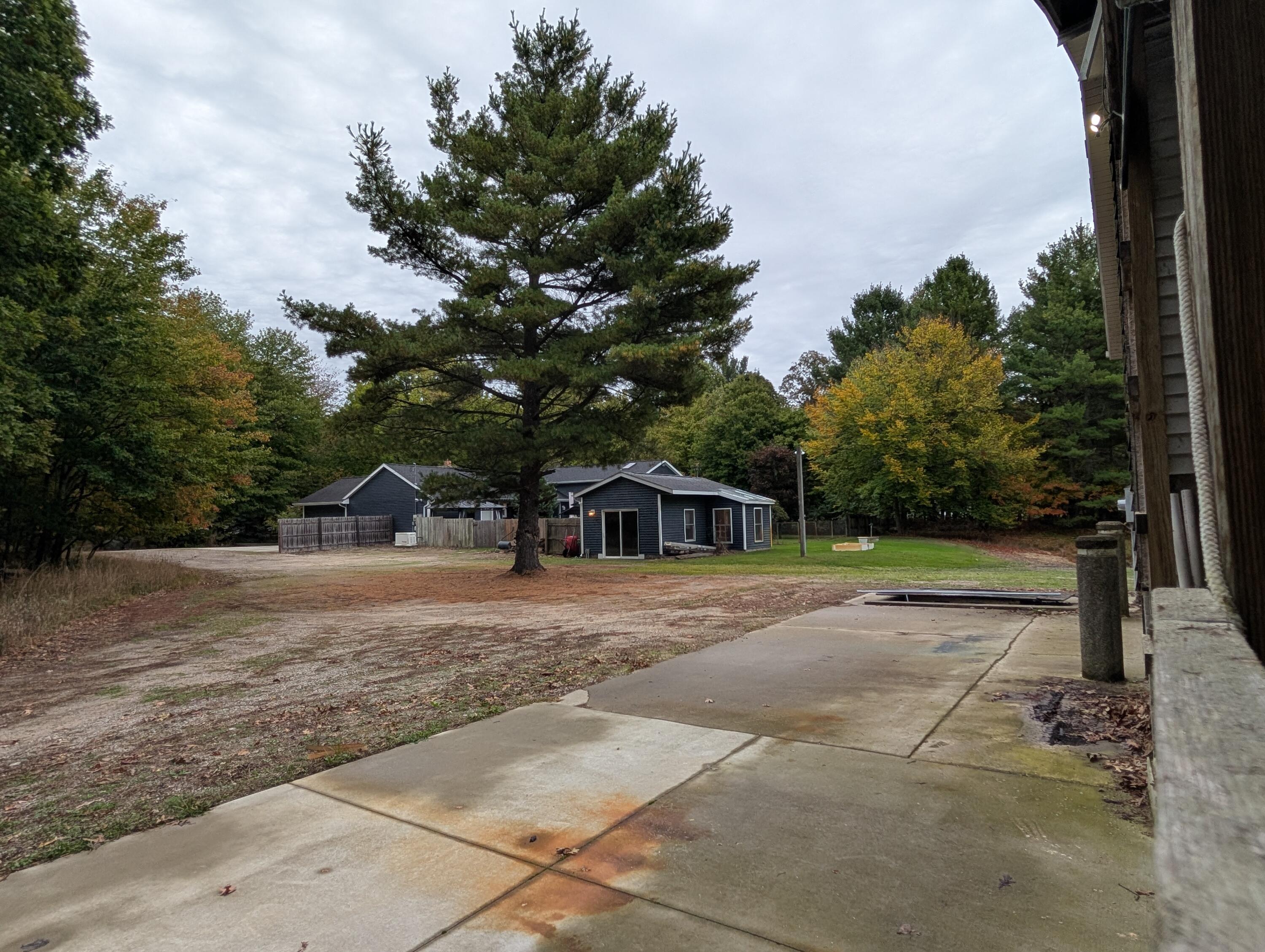 4661 W River Road Muskegon MI 49445