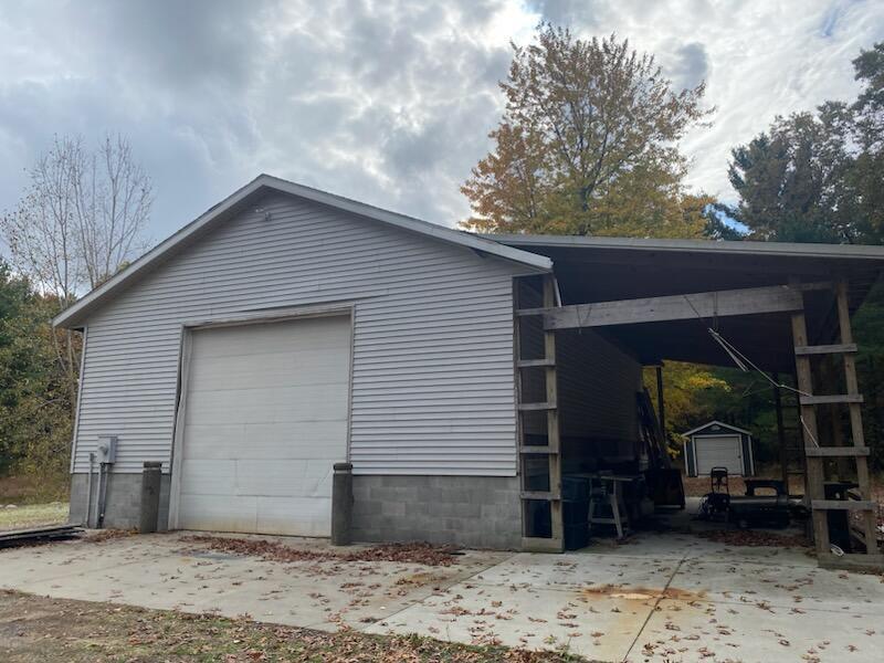 4661 W River Road Muskegon MI 49445