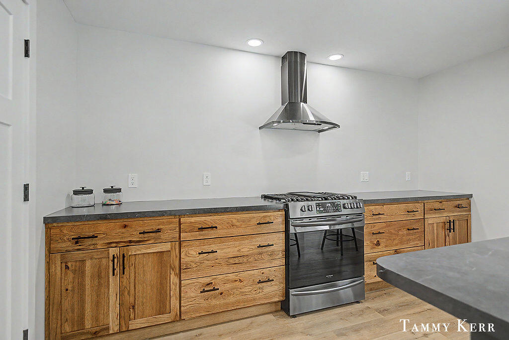 3735 63rd Street Saugatuck MI 49453