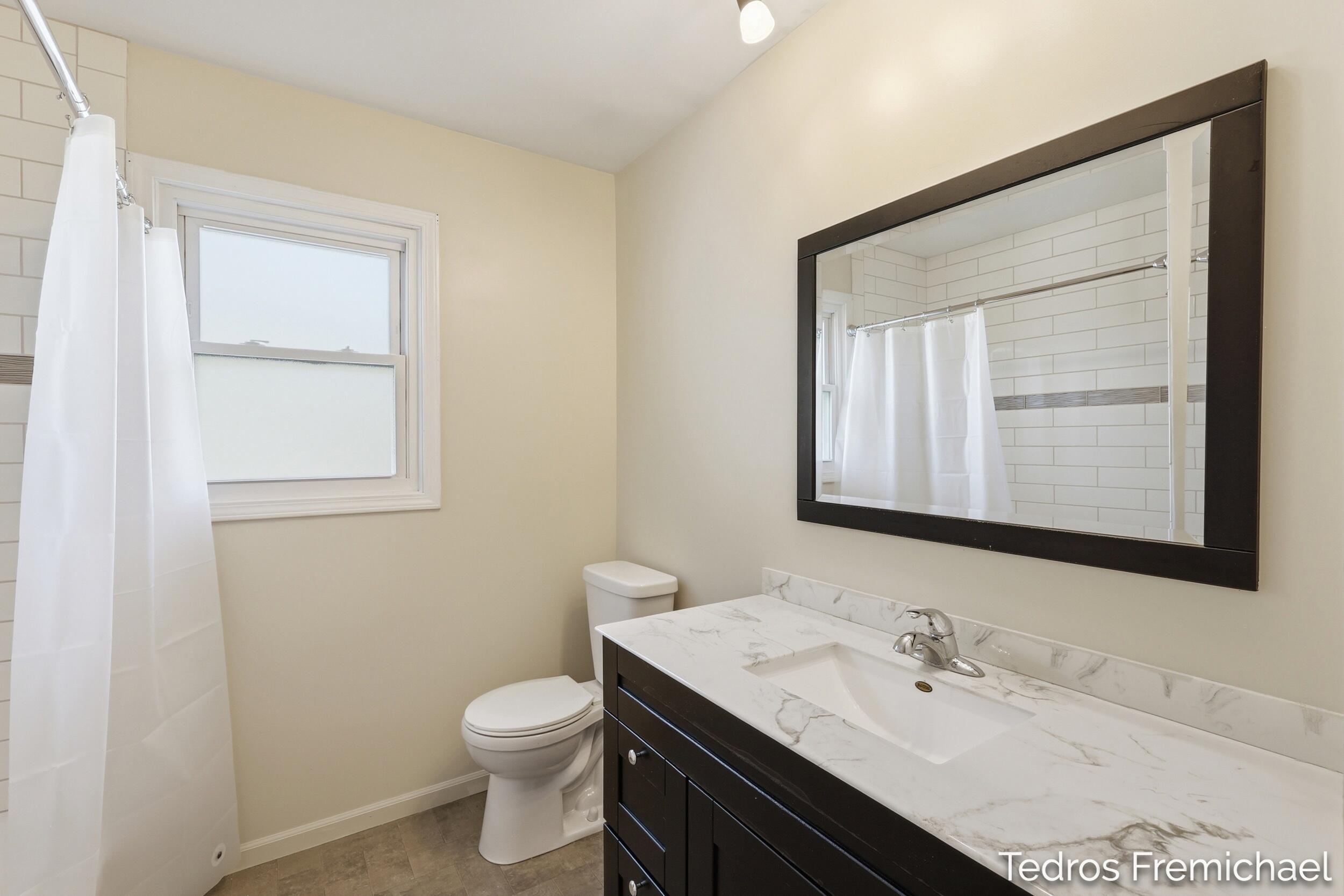 2423 Ridgefield Road Portage MI 49024