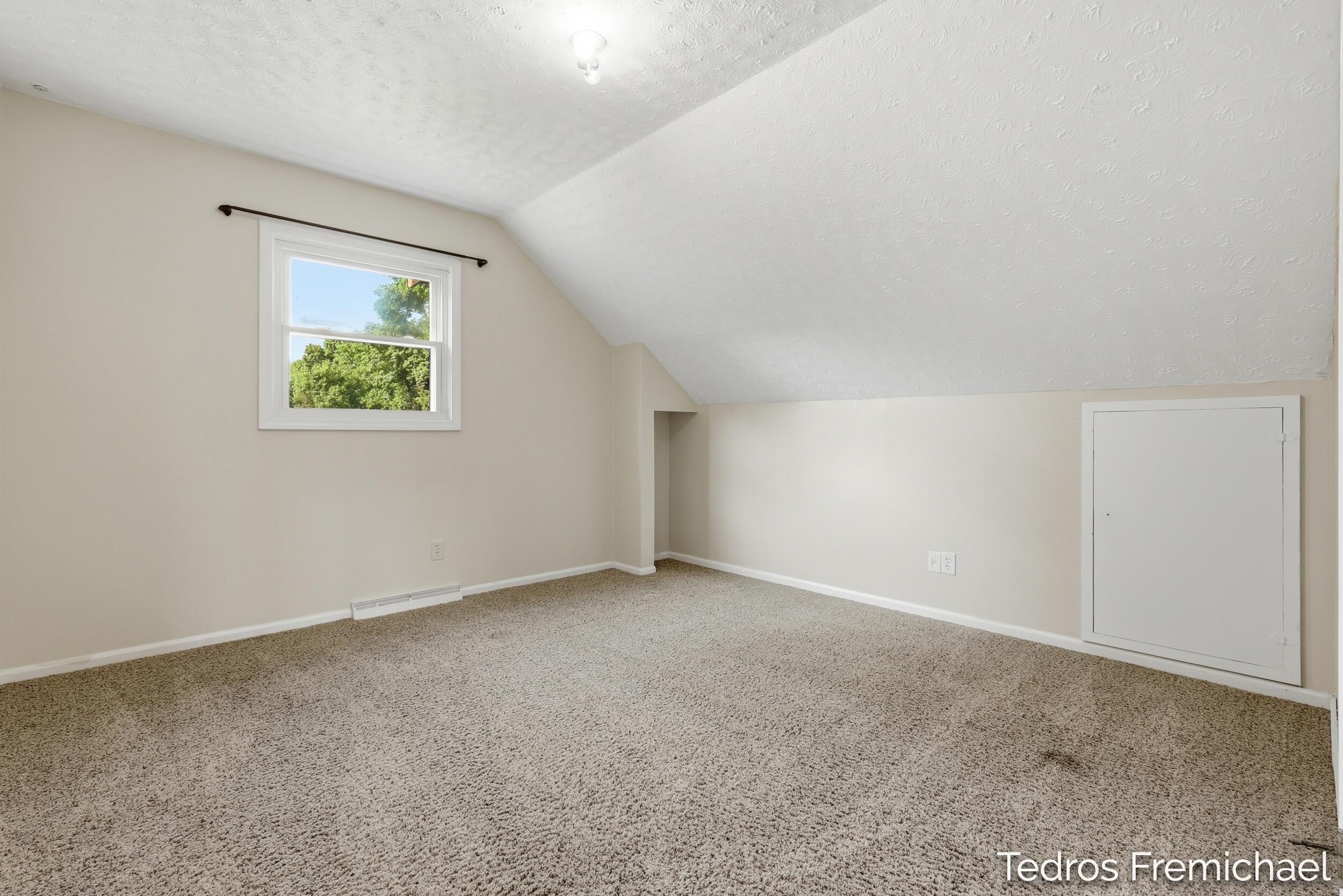 2423 Ridgefield Road Portage MI 49024