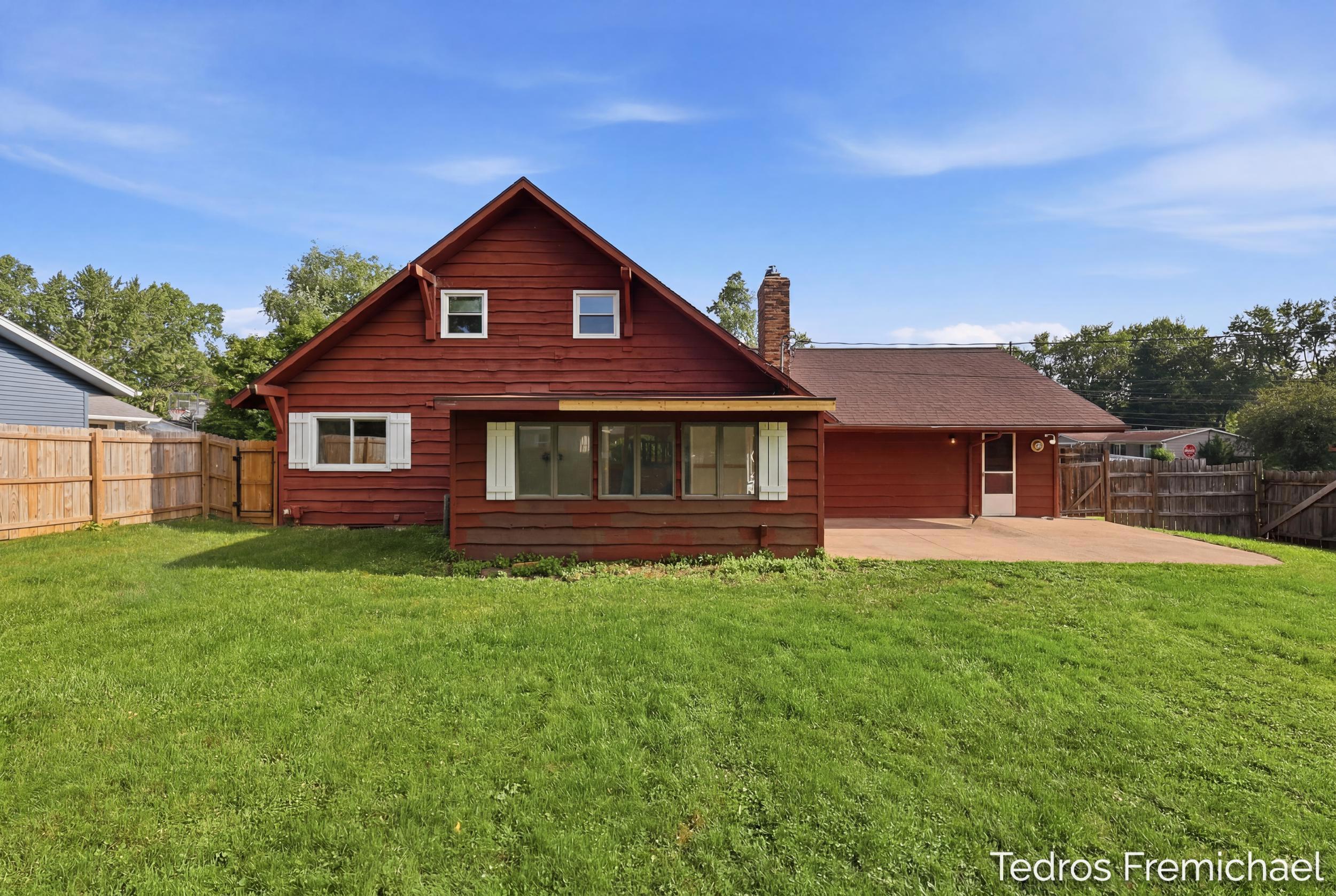 2423 Ridgefield Road Portage MI 49024