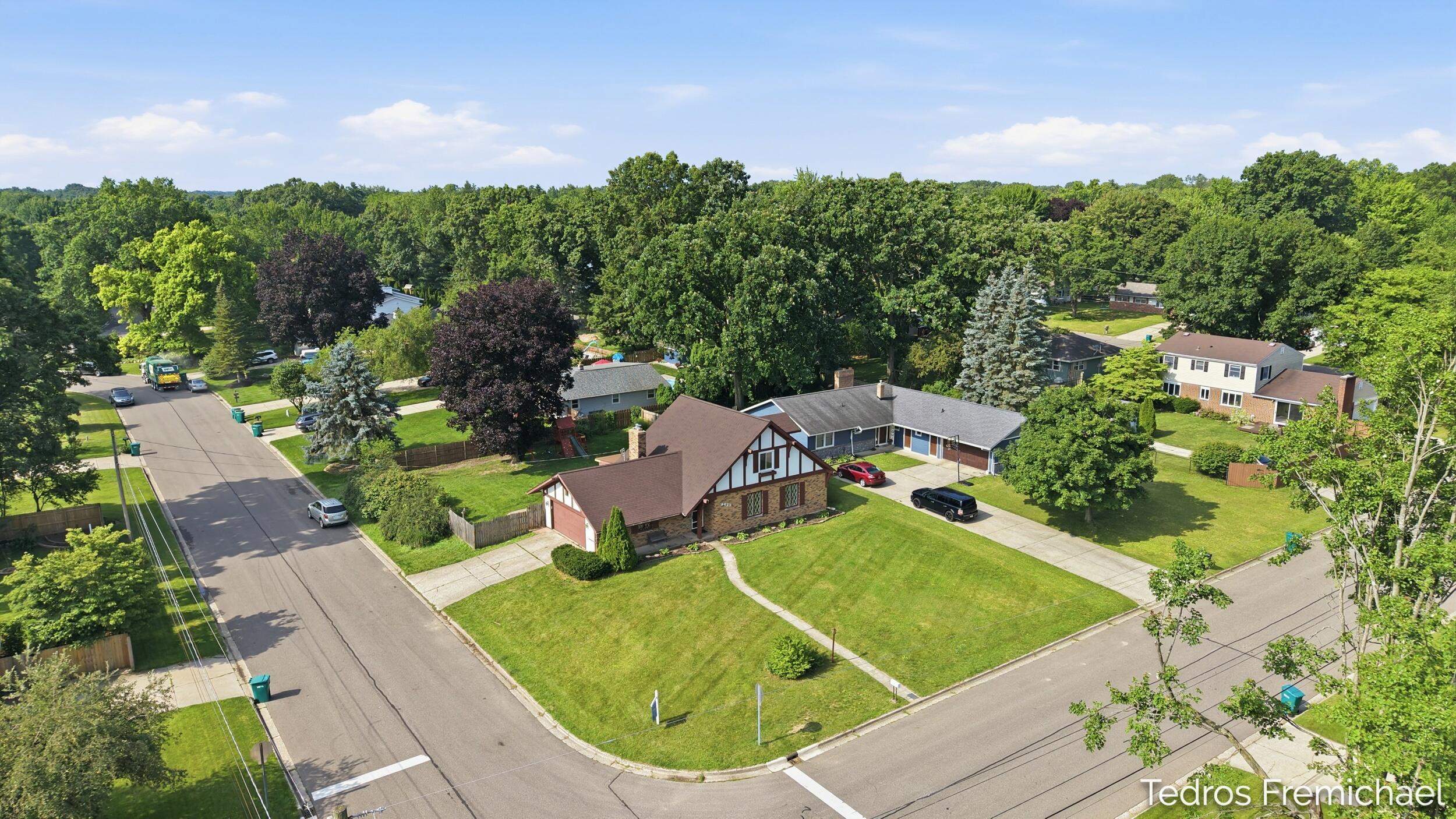 2423 Ridgefield Road Portage MI 49024