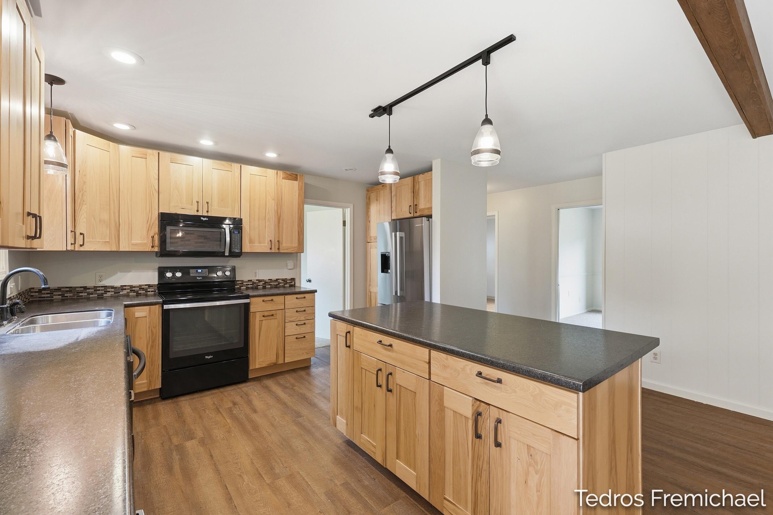 2423 Ridgefield Road Portage MI 49024