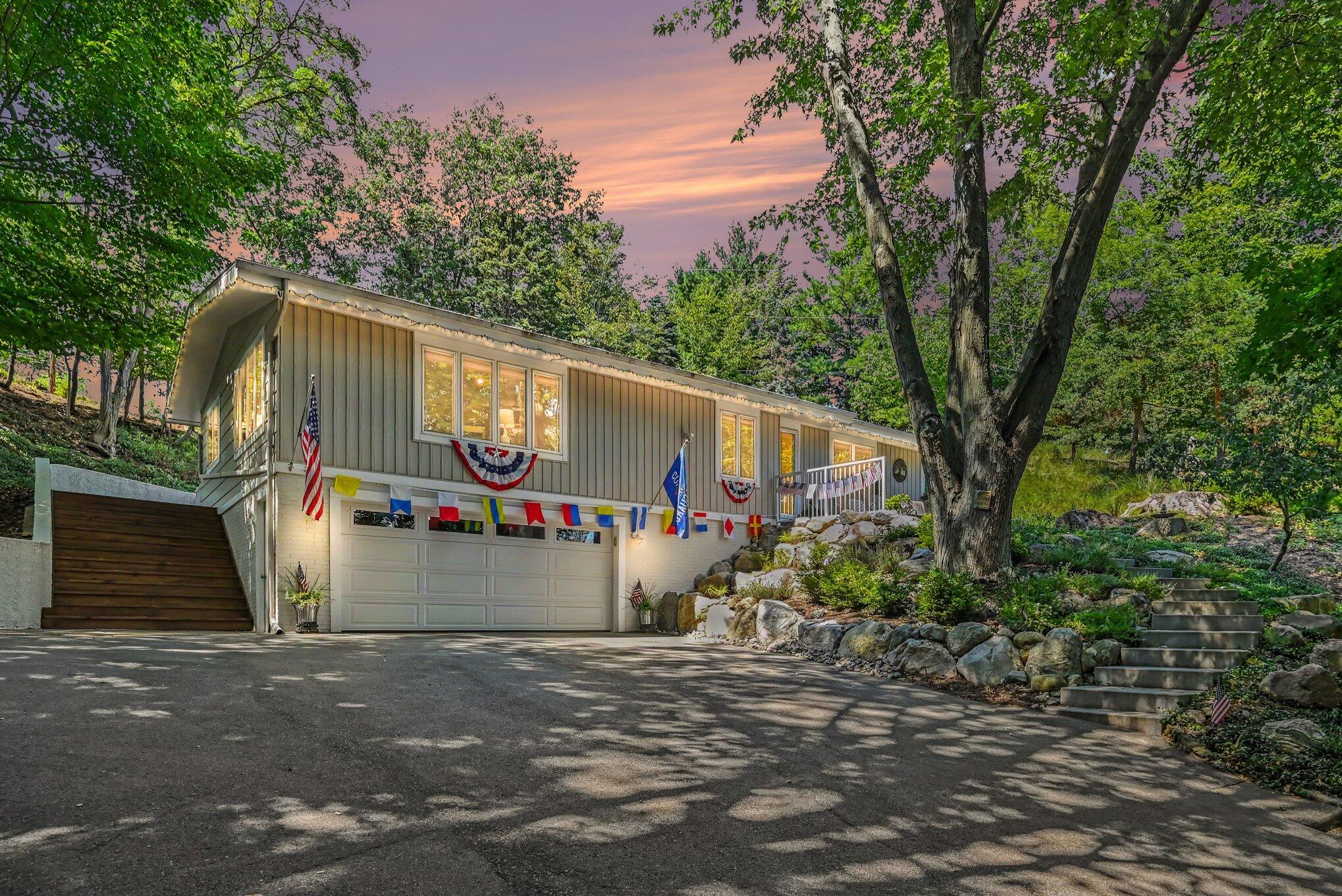 405 Slayton Avenue Grand Haven MI 49417