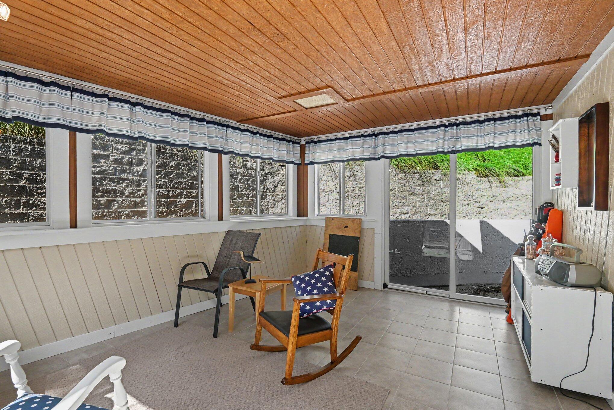 405 Slayton Avenue Grand Haven MI 49417