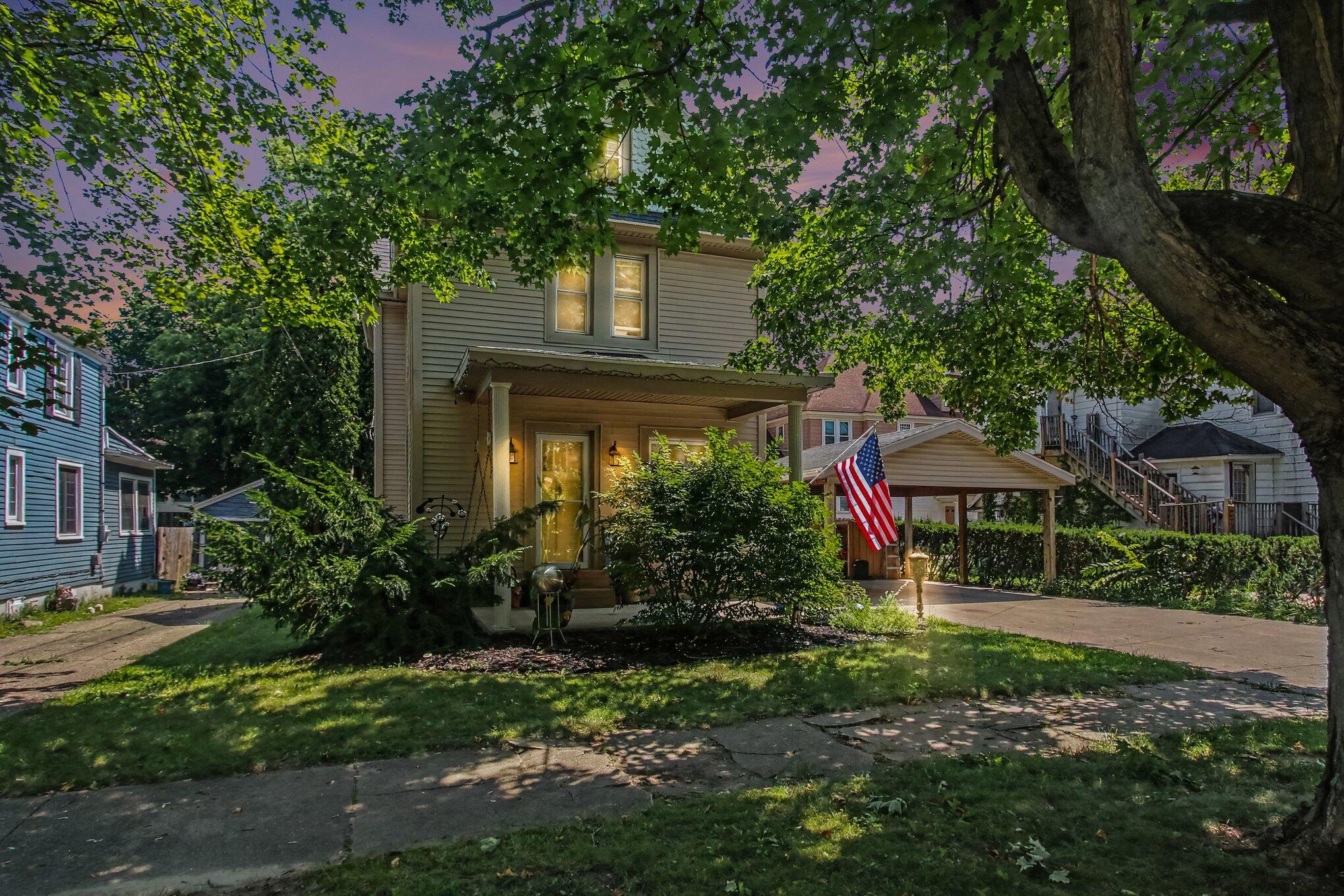 210 Pine Street Allegan MI 49010