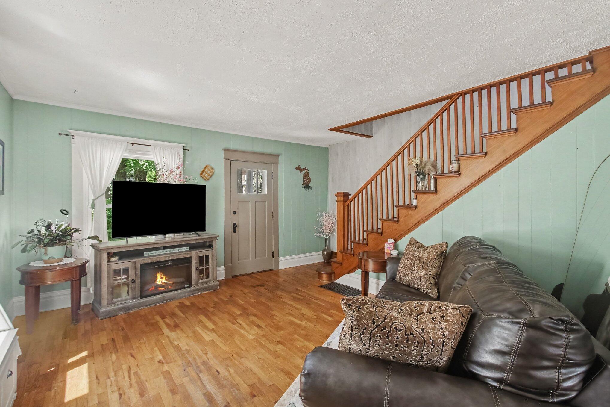 210 Pine Street Allegan MI 49010