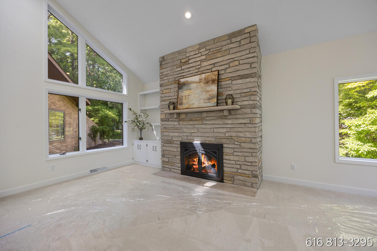 1860 Beard Drive SE Grand Rapids MI 49546