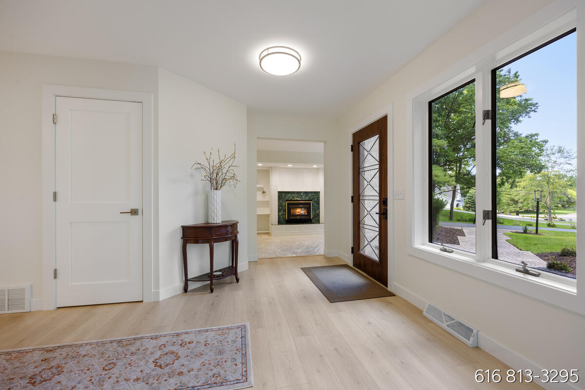 1860 Beard Drive SE Grand Rapids MI 49546