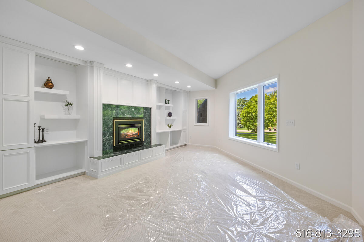 1860 Beard Drive SE Grand Rapids MI 49546