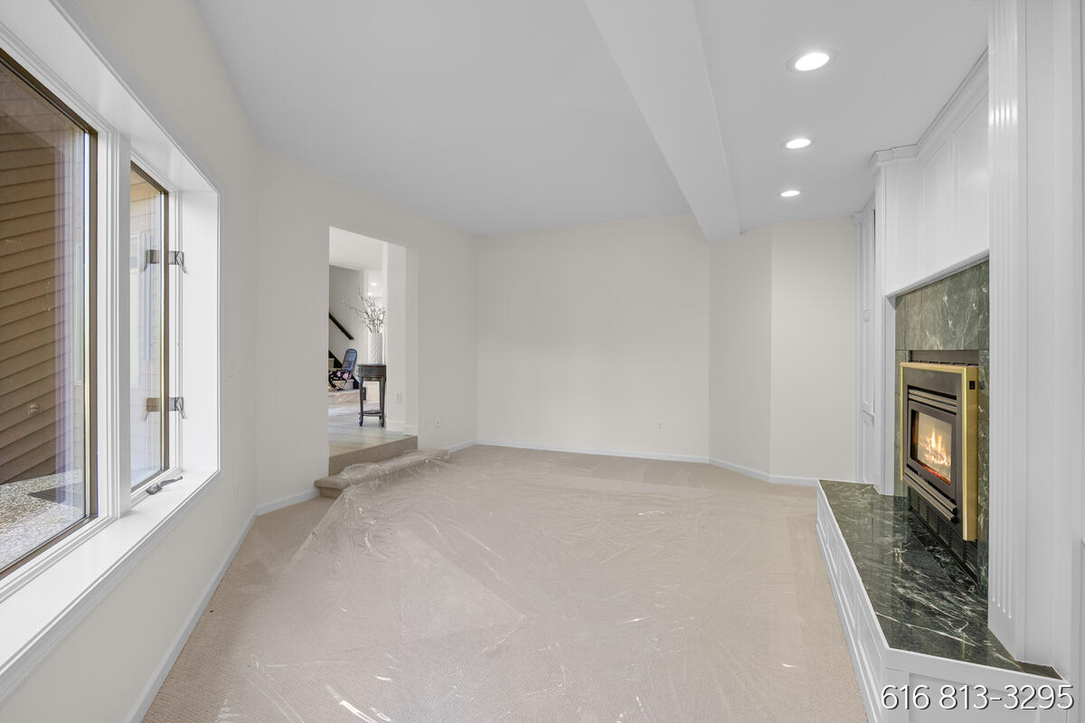 1860 Beard Drive SE Grand Rapids MI 49546