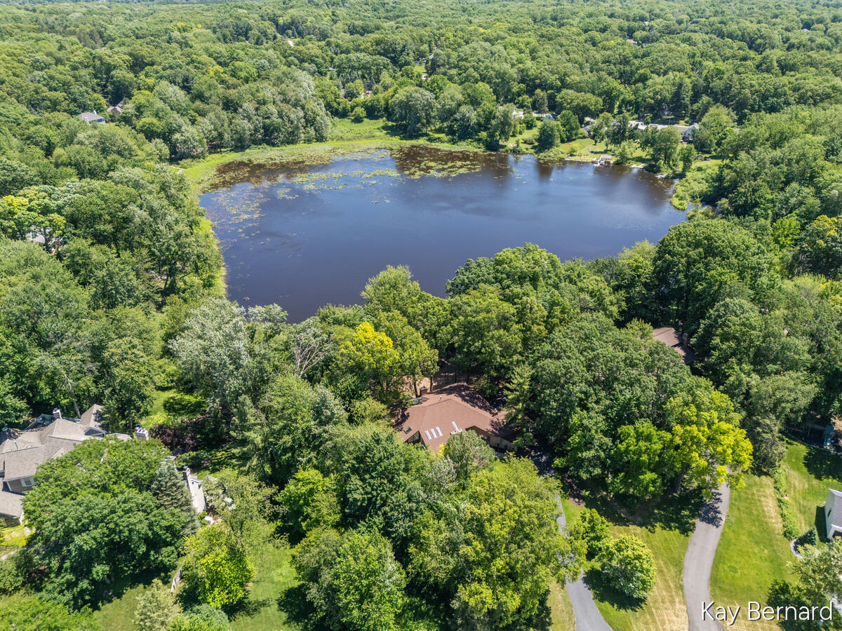 1860 Beard Drive SE Grand Rapids MI 49546