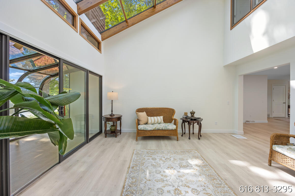 1860 Beard Drive SE Grand Rapids MI 49546