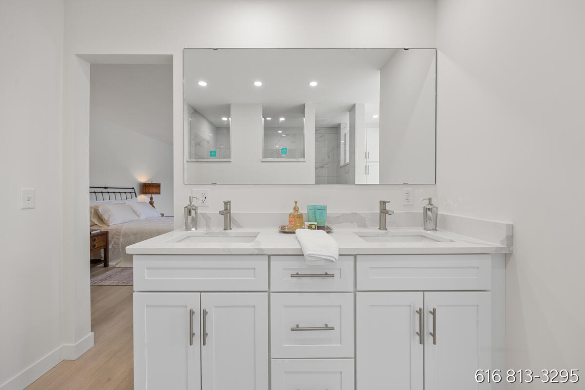 1860 Beard Drive SE Grand Rapids MI 49546