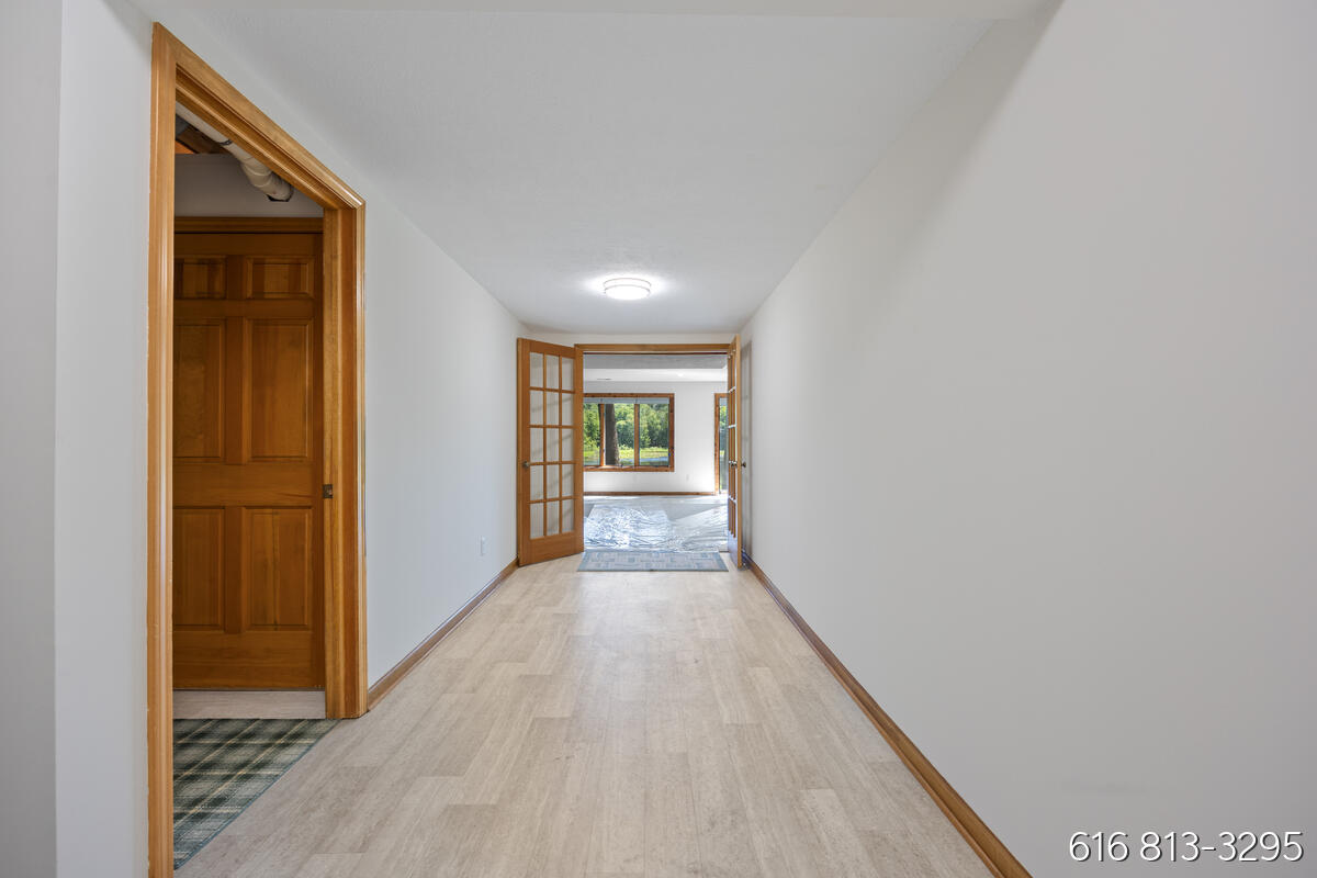1860 Beard Drive SE Grand Rapids MI 49546