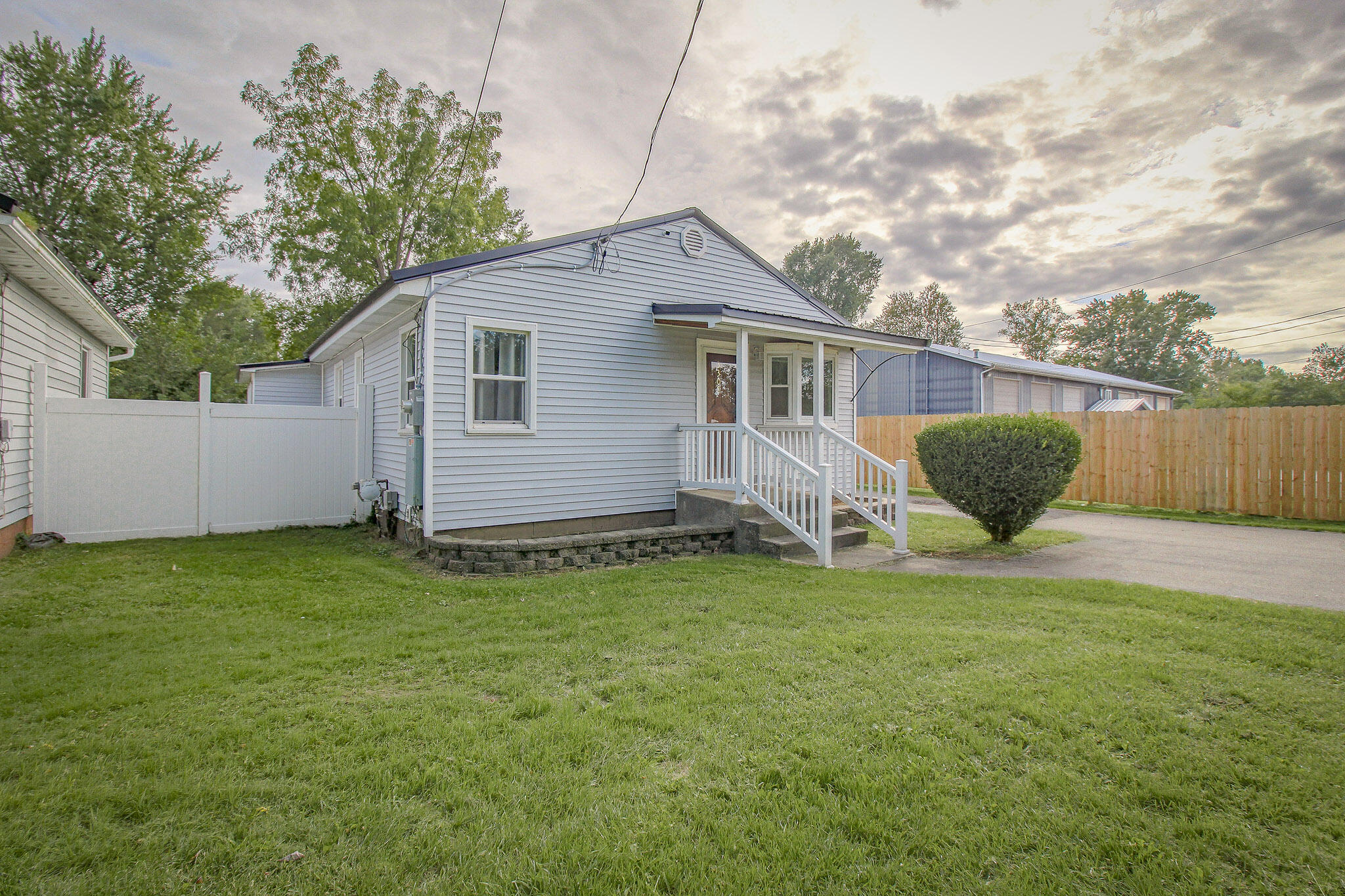 Kalamazoo MI, 3308 Lake Street