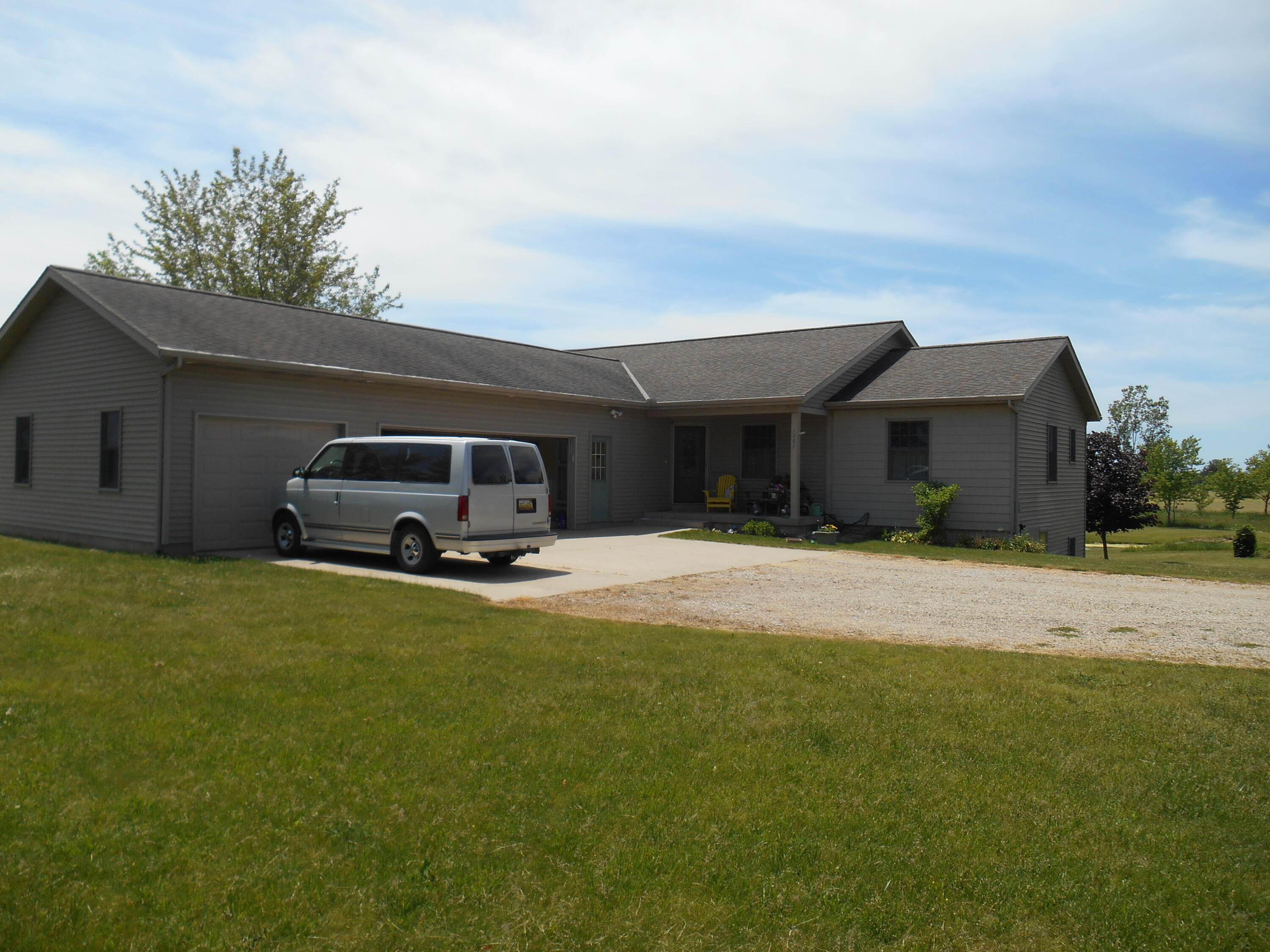 1287 56th Avenue Zeeland MI 49464