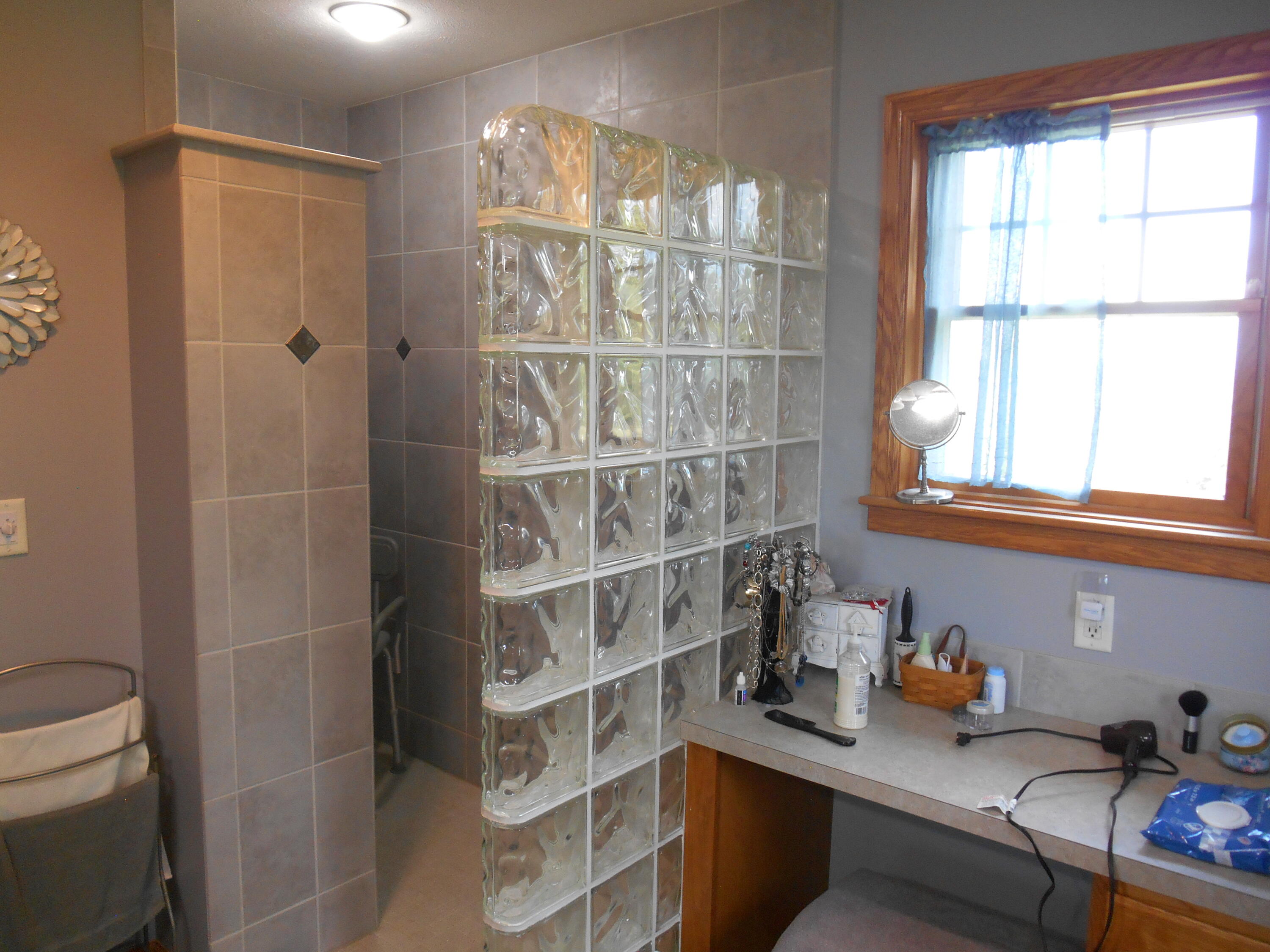 1287 56th Avenue Zeeland MI 49464